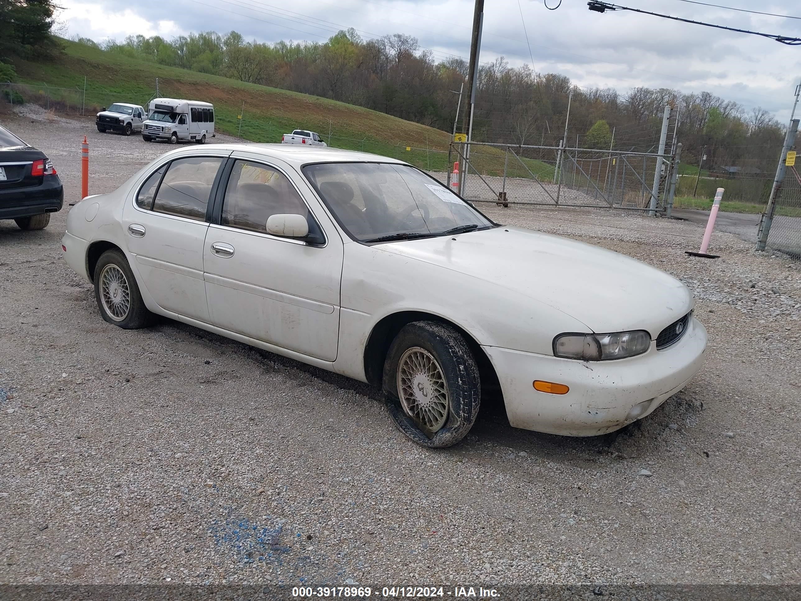 INFINITI J 1994 jnkay21dxrm109547