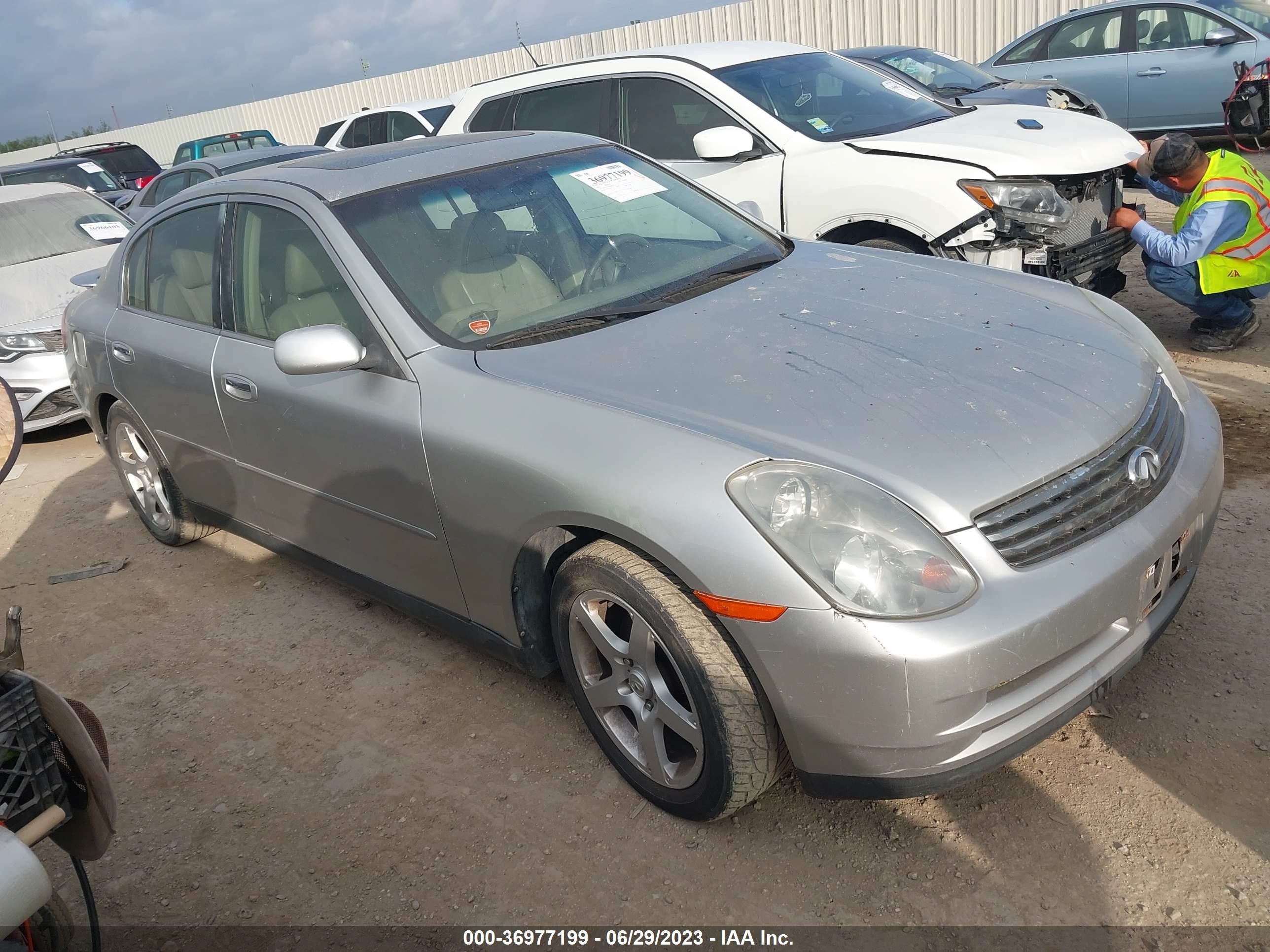 INFINITI G 2003 jnkcv51ex3m300355