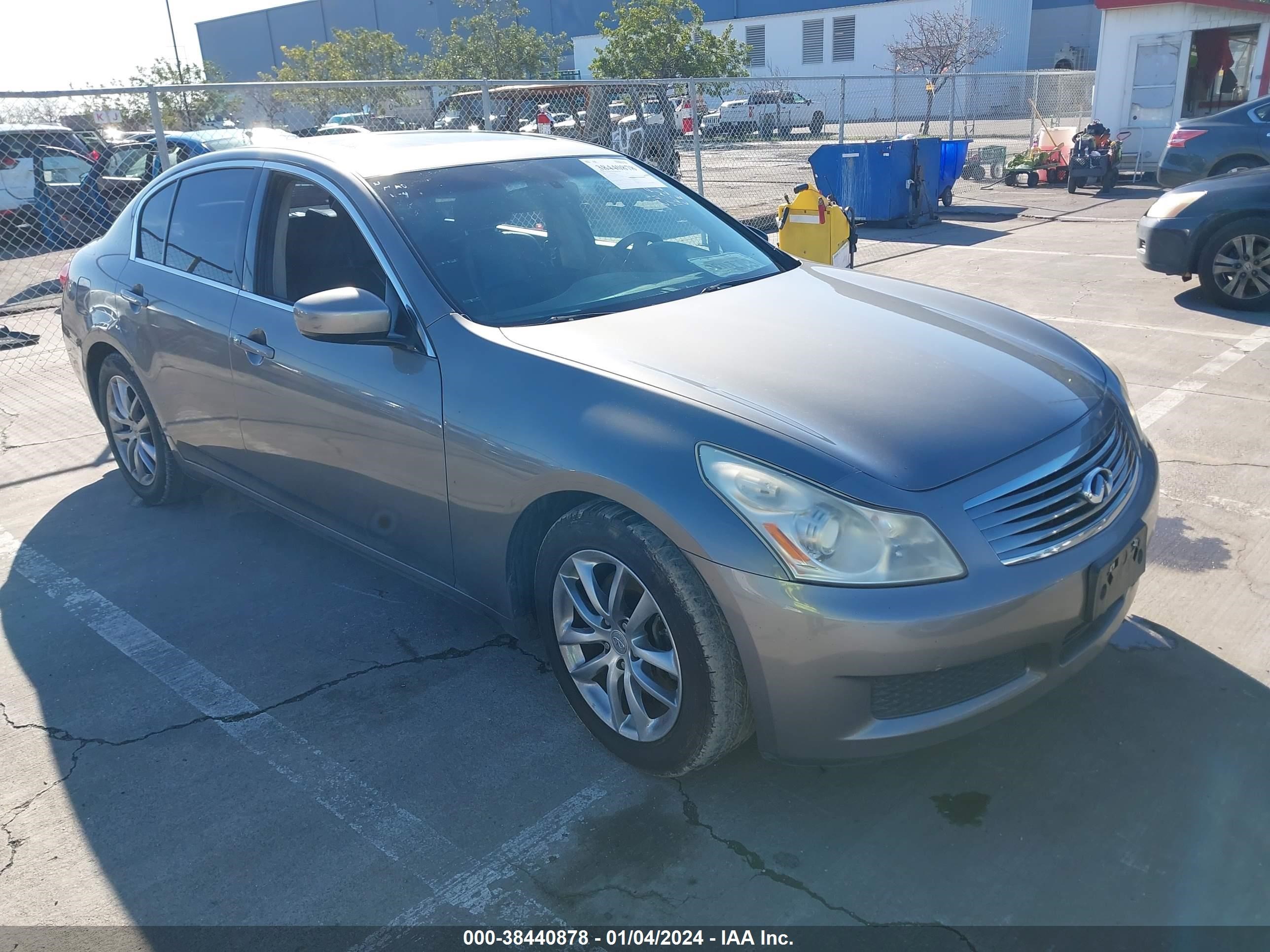 INFINITI G 2009 jnkcv61e79m303874