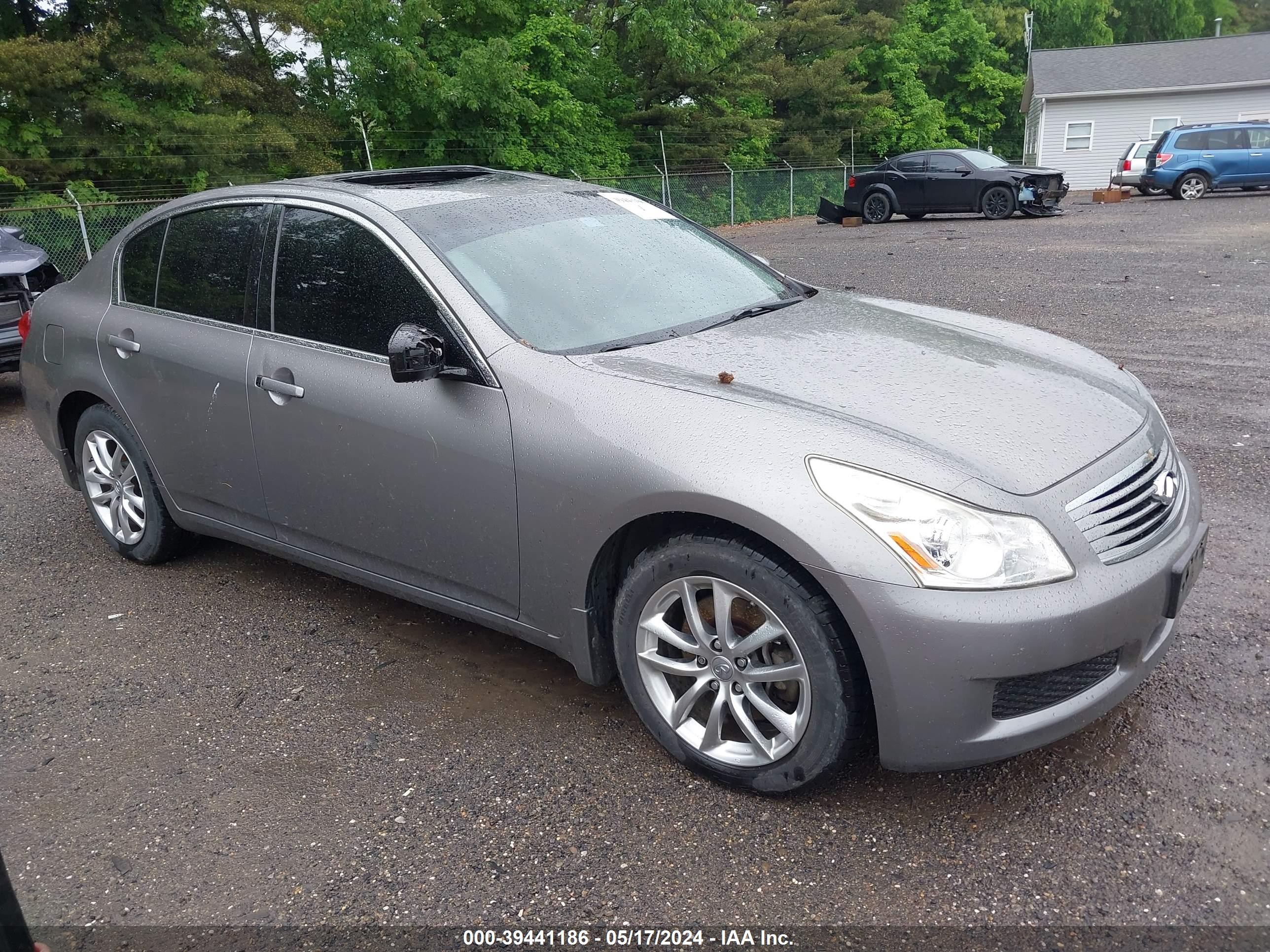 INFINITI G 2009 jnkcv61f49m360638