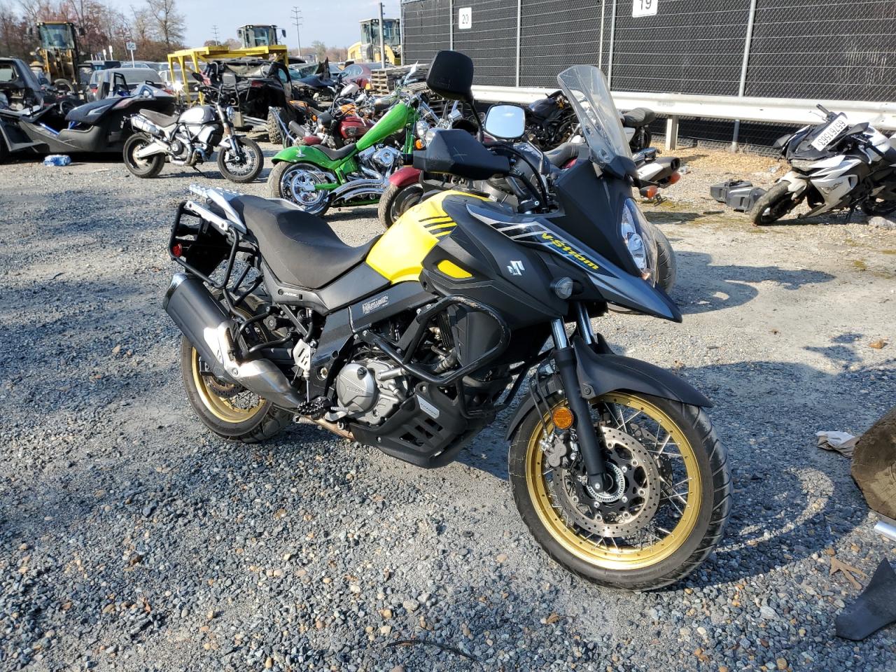 SUZUKI ALL 2018 js1c733b8j2100838