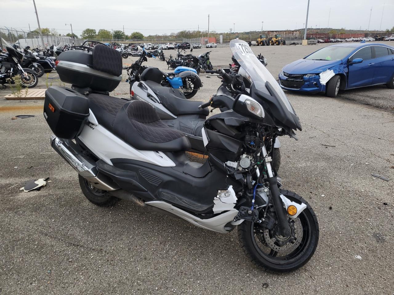 SUZUKI NULL 2018 js1cp51b3j2100065