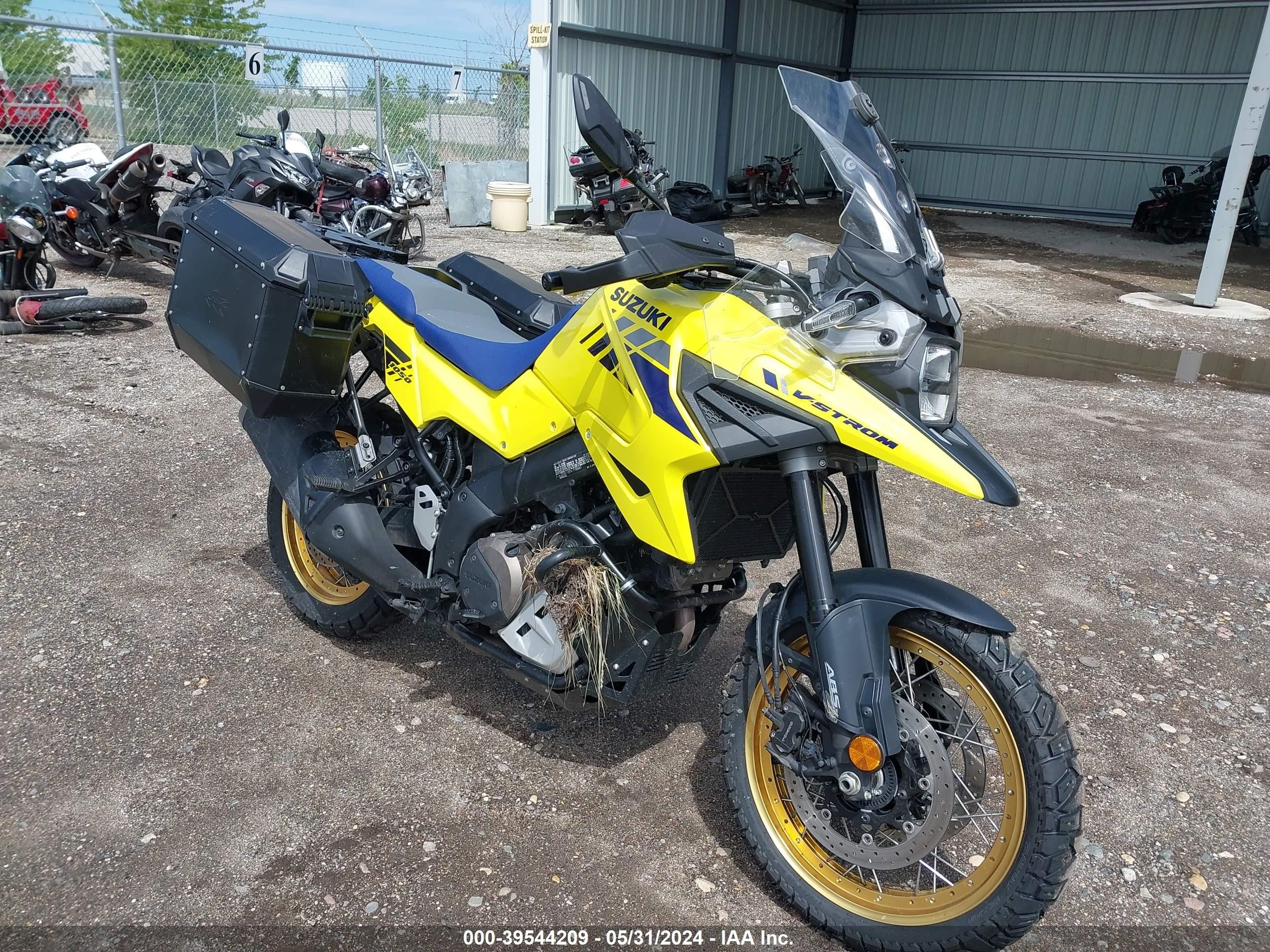 SUZUKI NULL 2020 js1ef12exl7100681