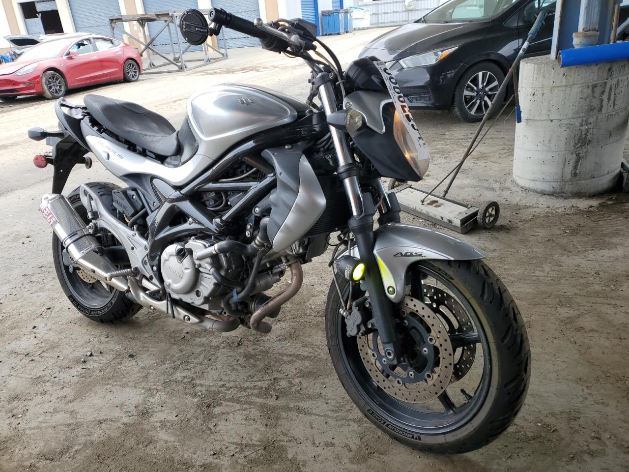 SUZUKI NULL 2011 js1vp55b4b2100077