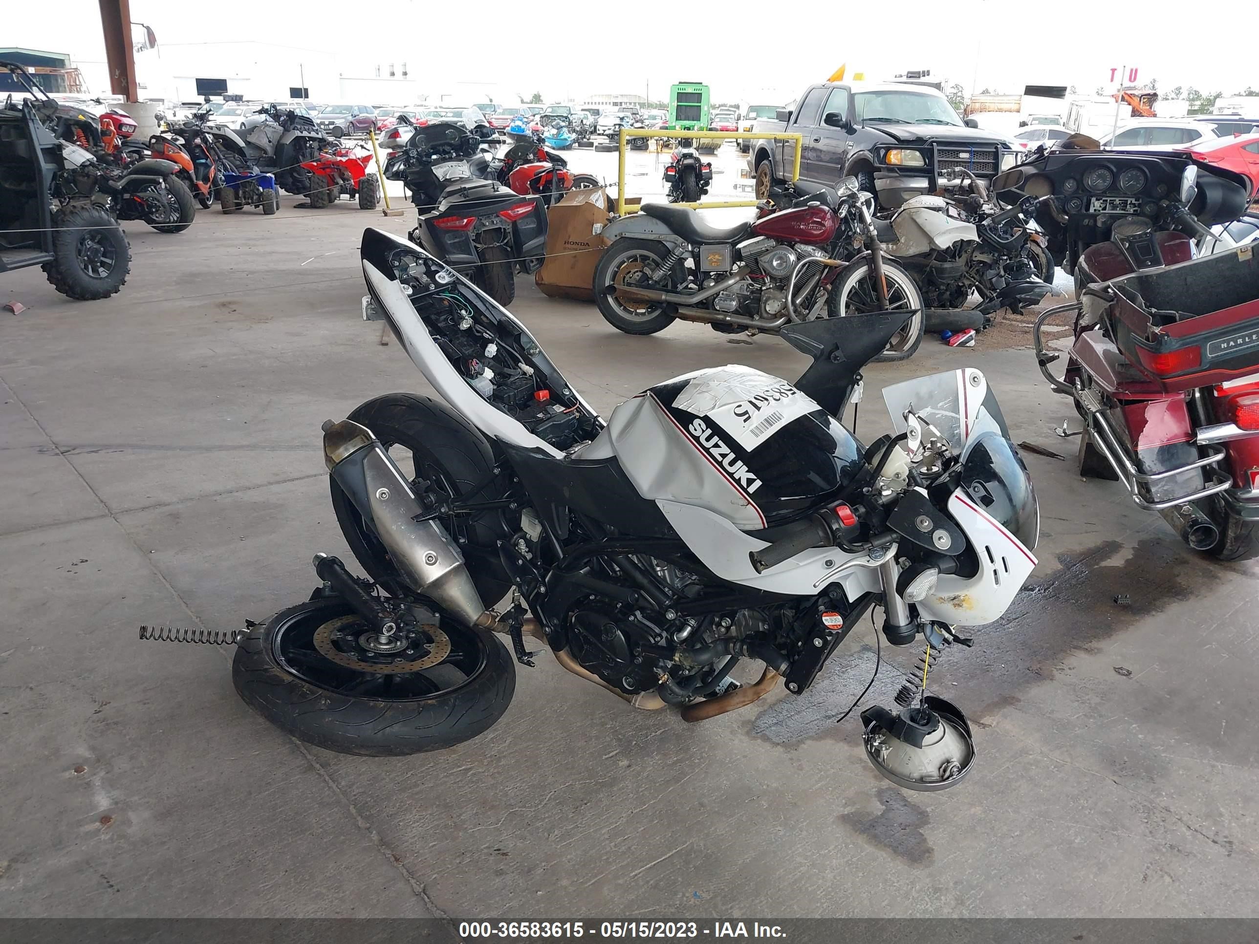 SUZUKI NULL 2019 js1vp55b9k7100935