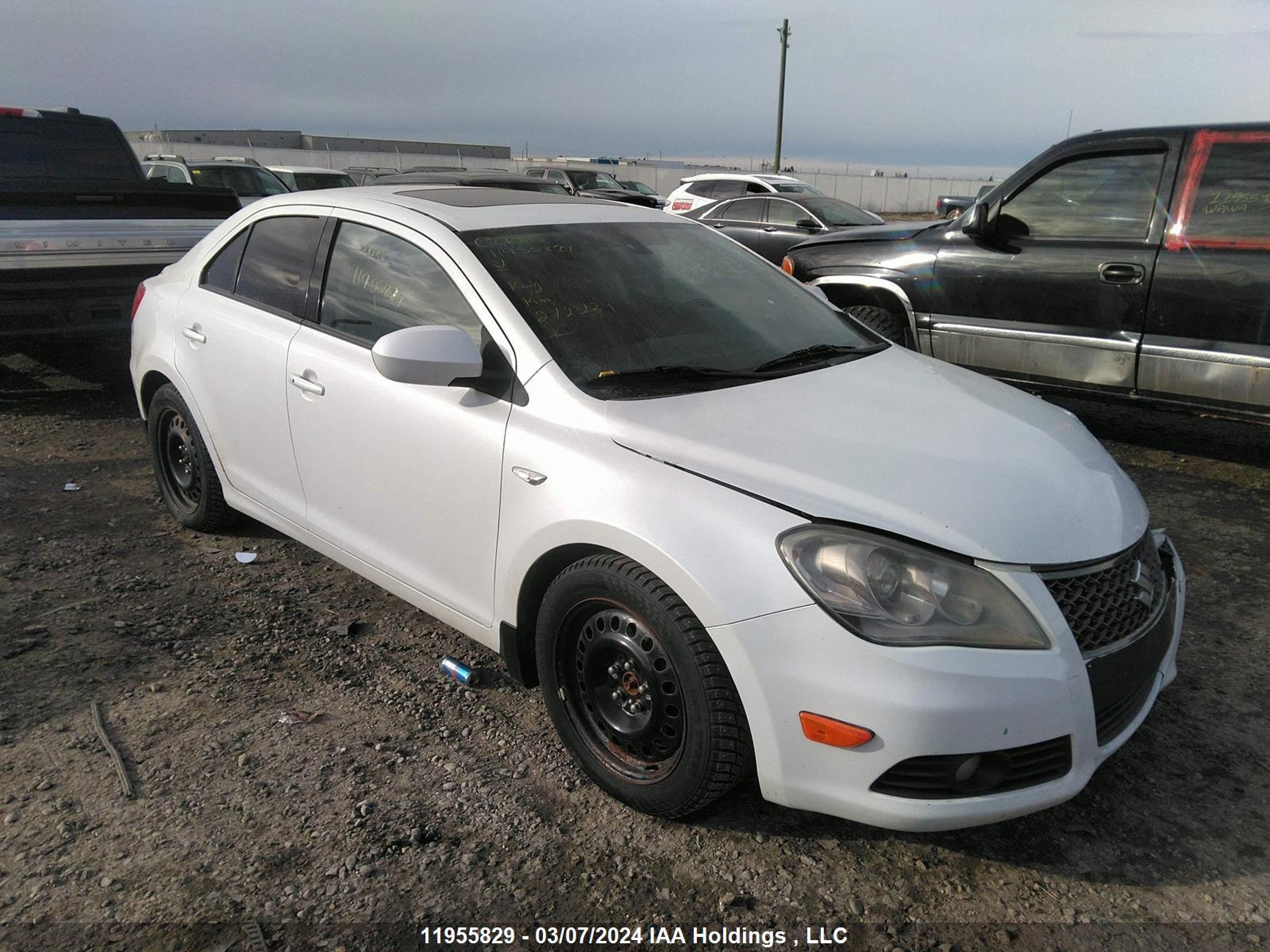 SUZUKI KIZASHI 2013 js2rf9a71d6100154