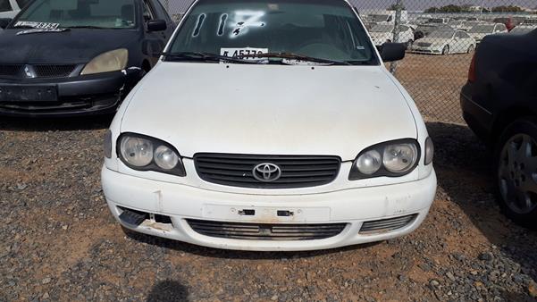 TOYOTA COROLLA 2000 jt2ba13e1y3098851