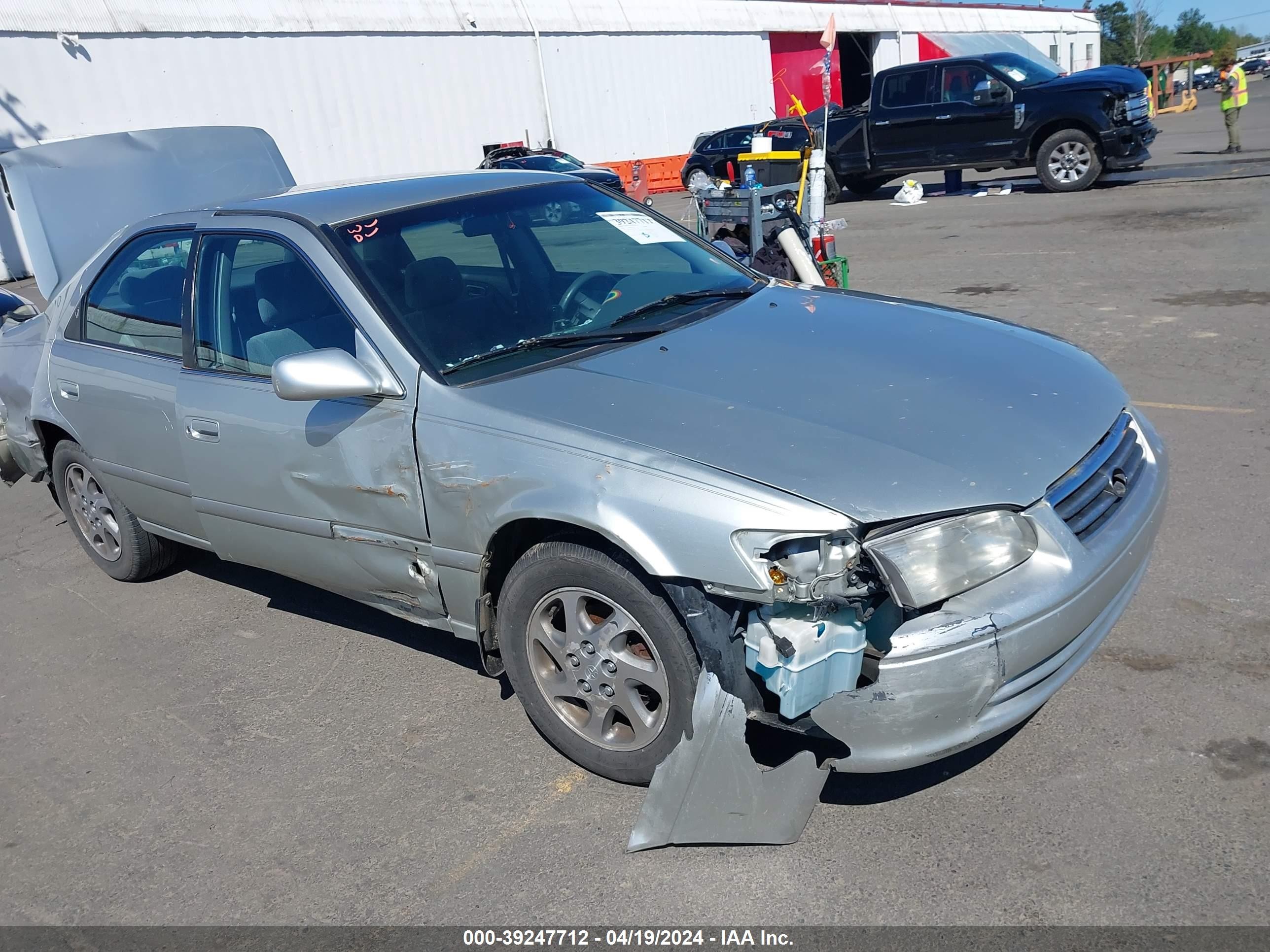 TOYOTA CAMRY 2000 jt2bf22k2y0237997