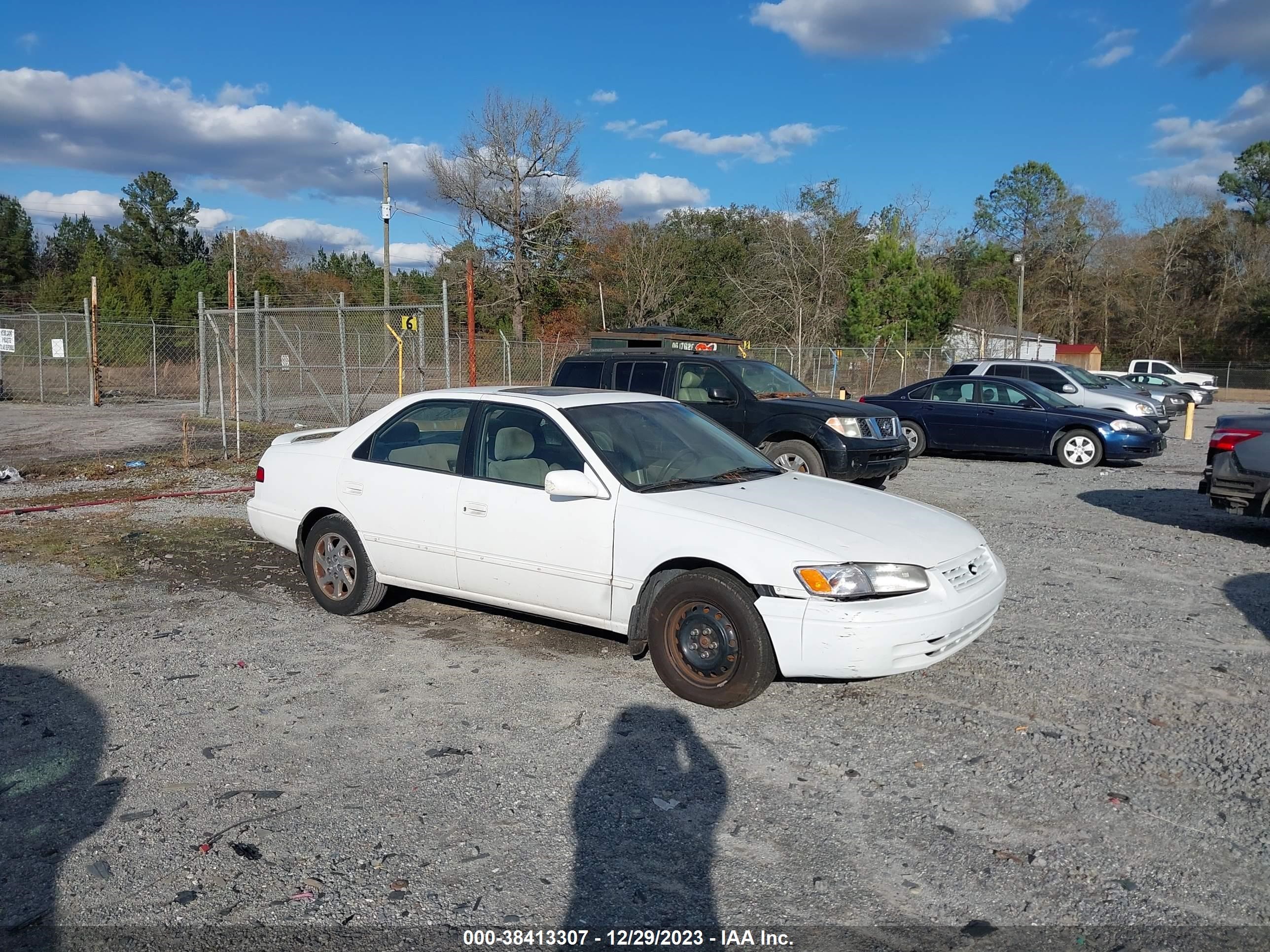 TOYOTA CAMRY 1999 jt2bf22k3x0202559