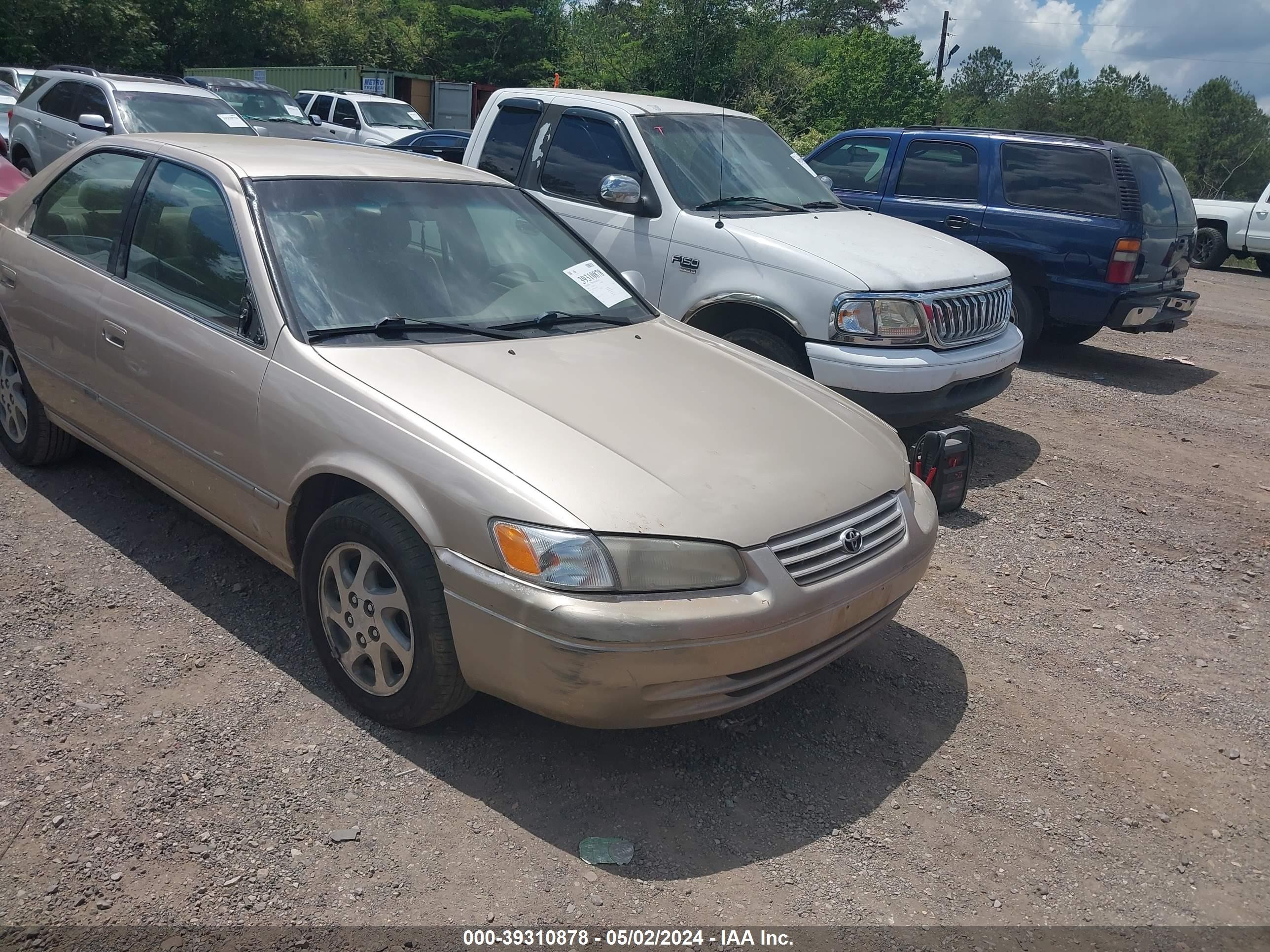 TOYOTA CAMRY LE 1999 jt2bf22k9x0232228