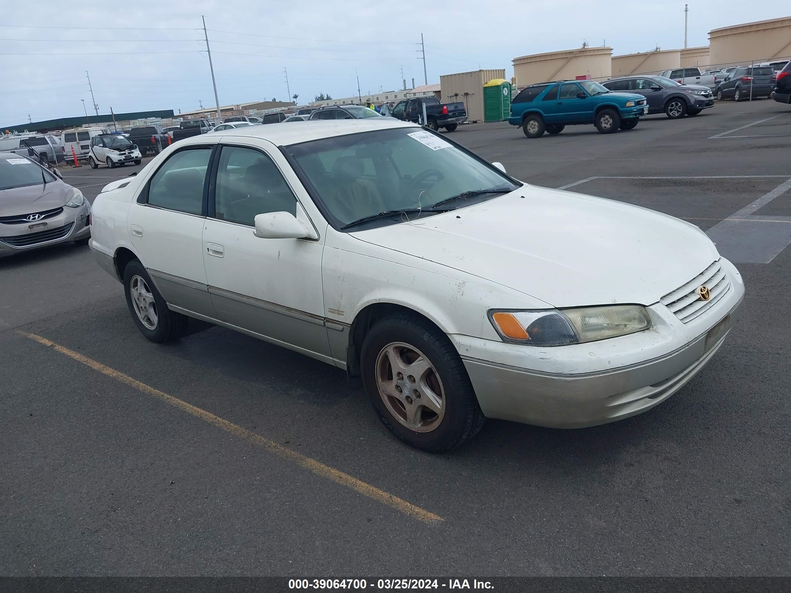 TOYOTA CAMRY 1998 jt2bf22kxw0105163