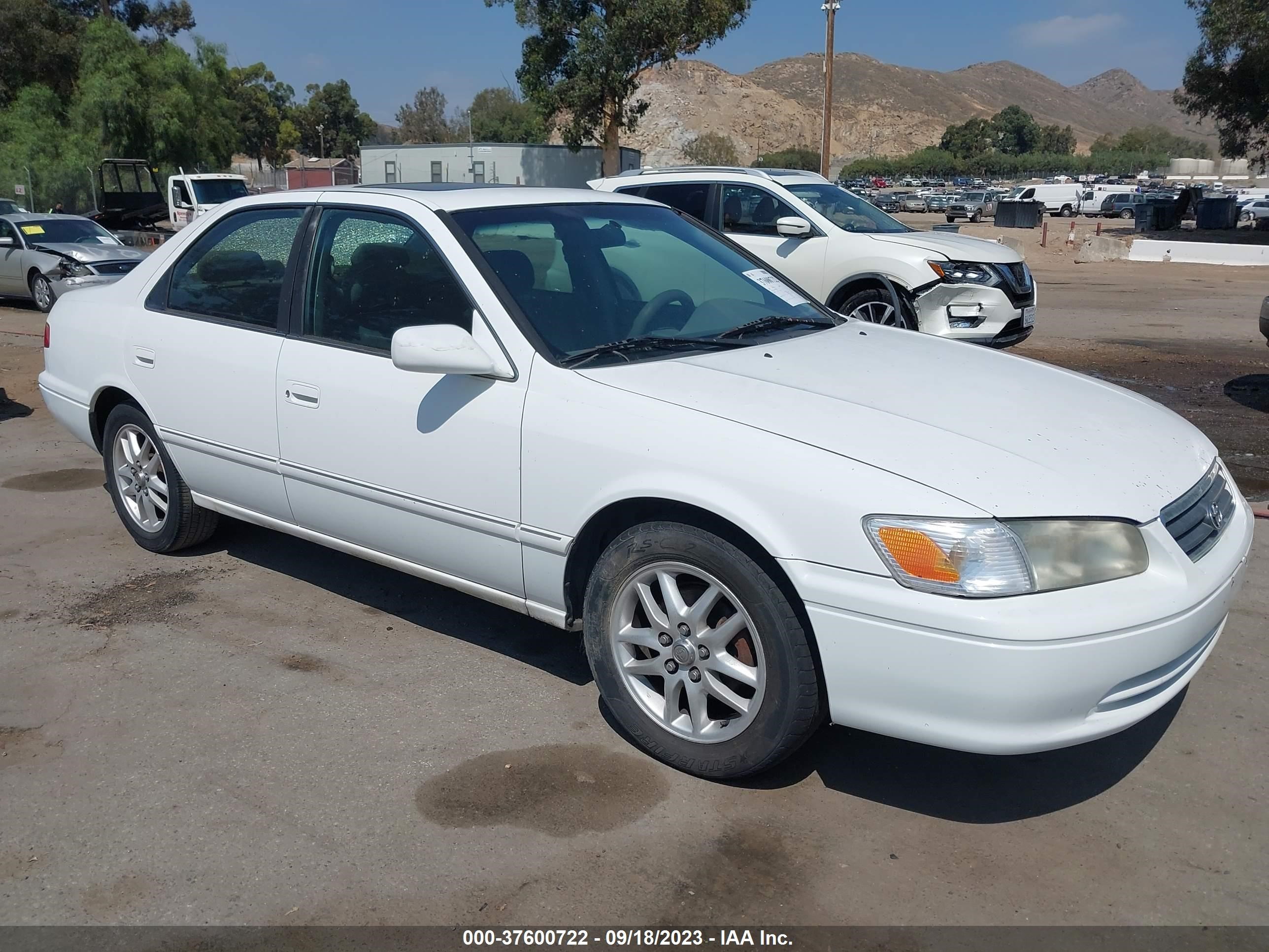 TOYOTA CAMRY 2000 jt2bf28k0y0261111