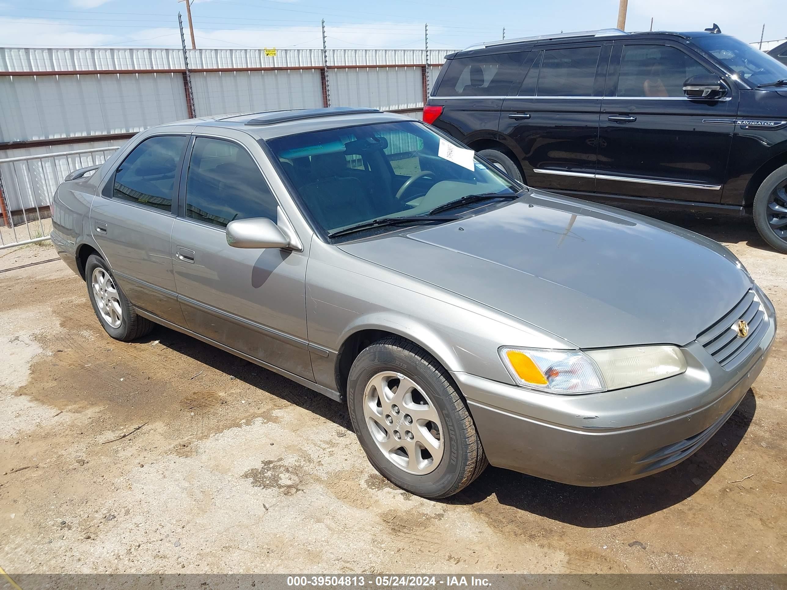 TOYOTA CAMRY 1998 jt2bf28k1w0124319