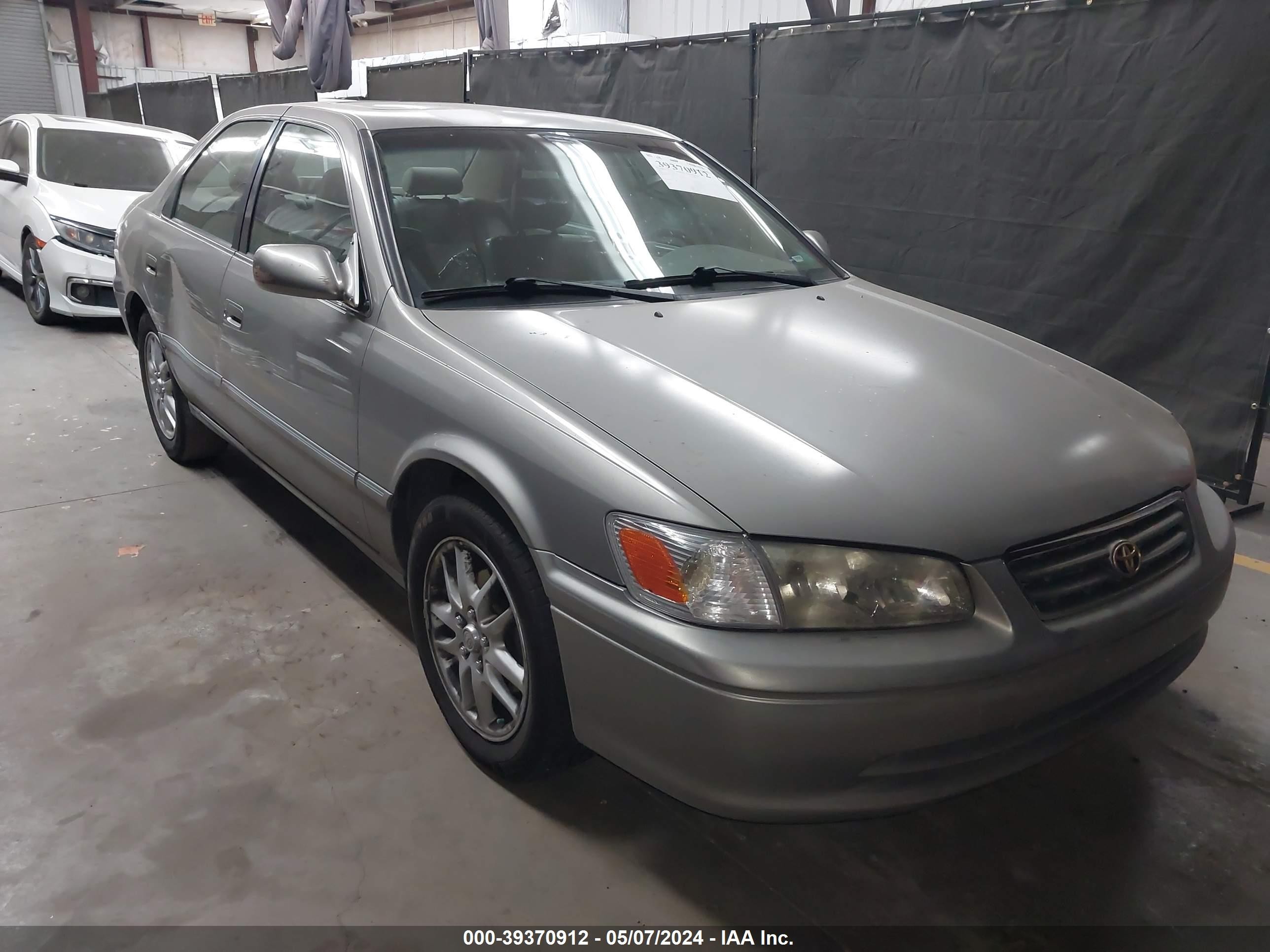 TOYOTA CAMRY 2001 jt2bf28k210305731