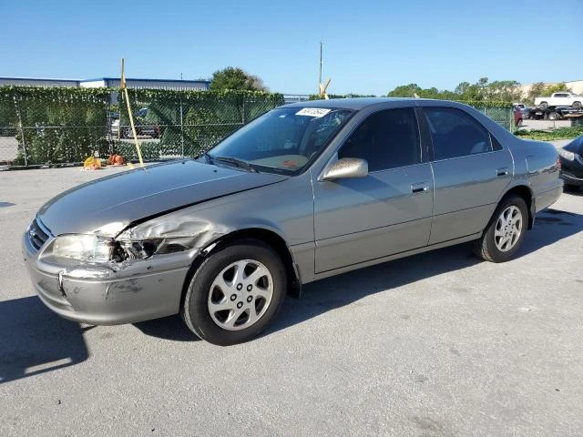 TOYOTA CAMRY LE 2000 jt2bf28k3y0260731