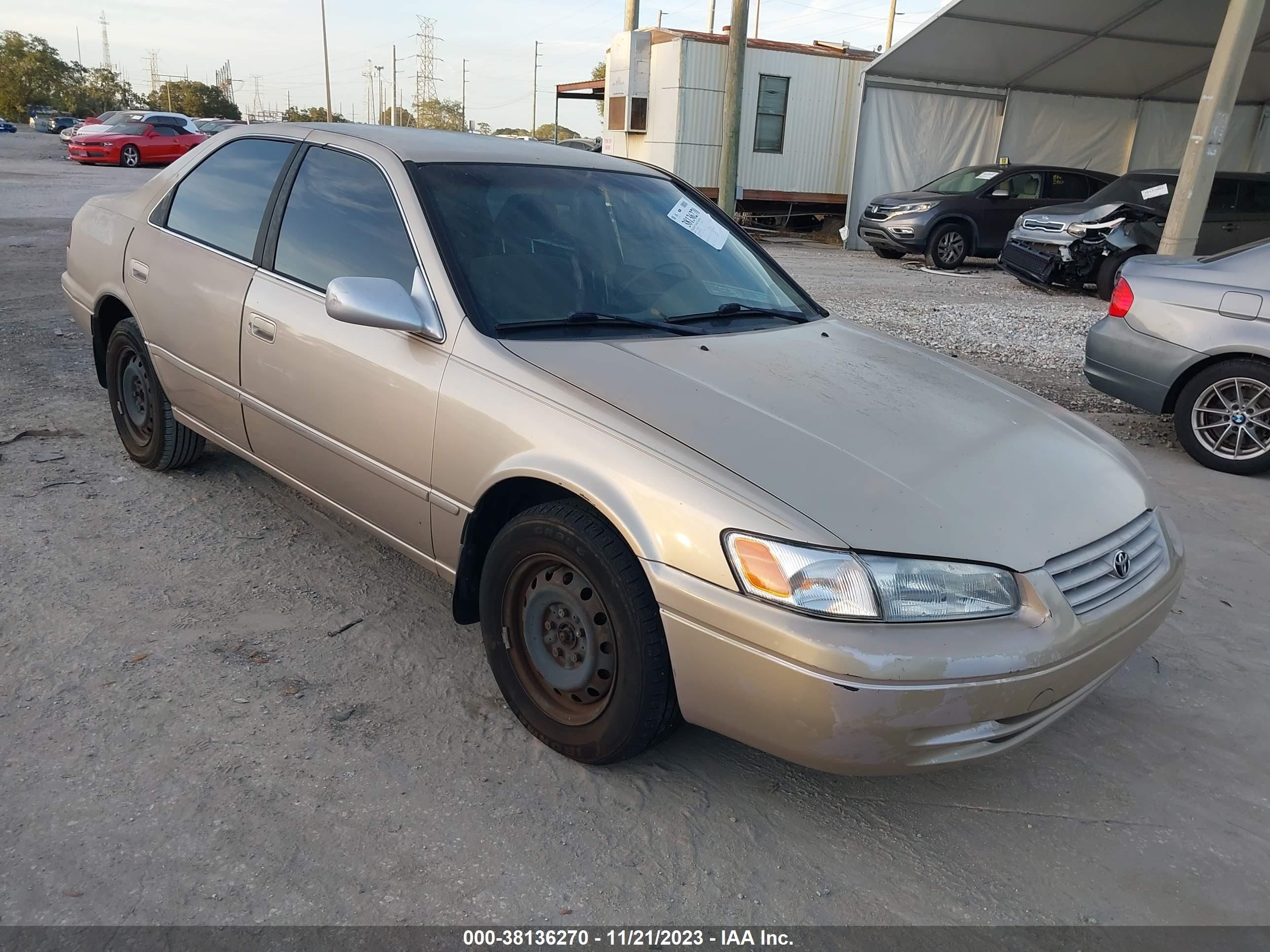 TOYOTA CAMRY 1998 jt2bf28k5w0139213