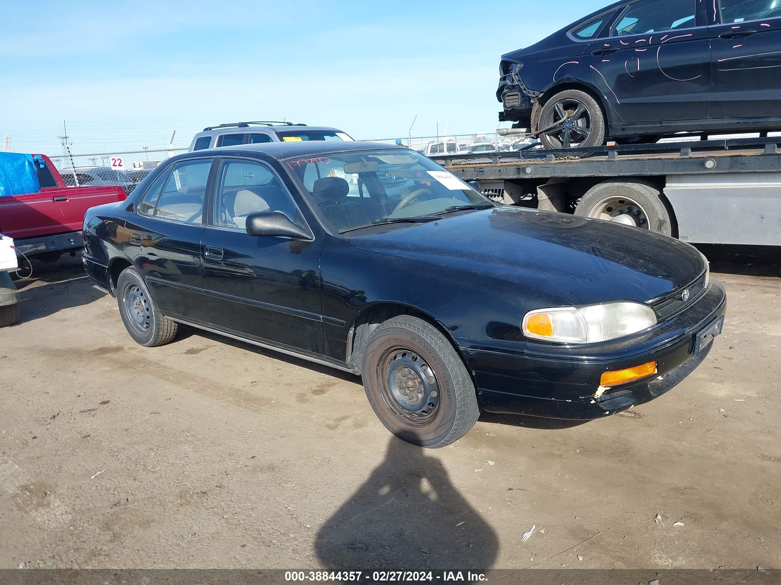 TOYOTA CAMRY 1996 jt2bg12k2t0355032