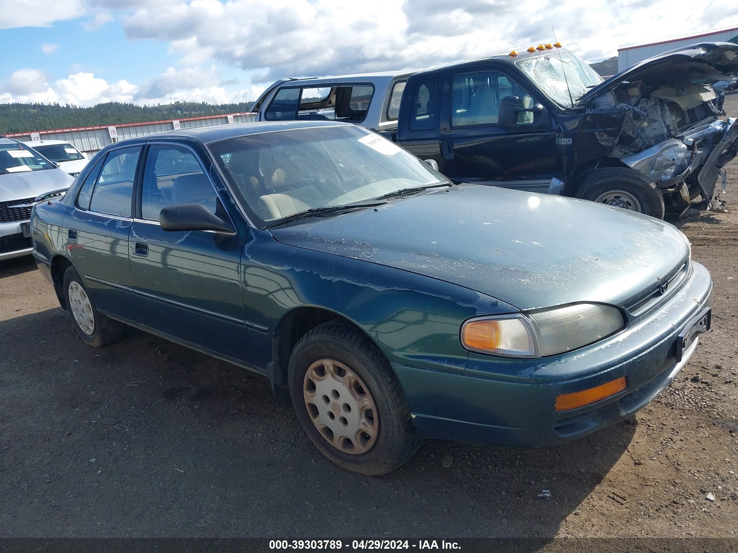 TOYOTA CAMRY 1996 jt2bg12k6t0388258