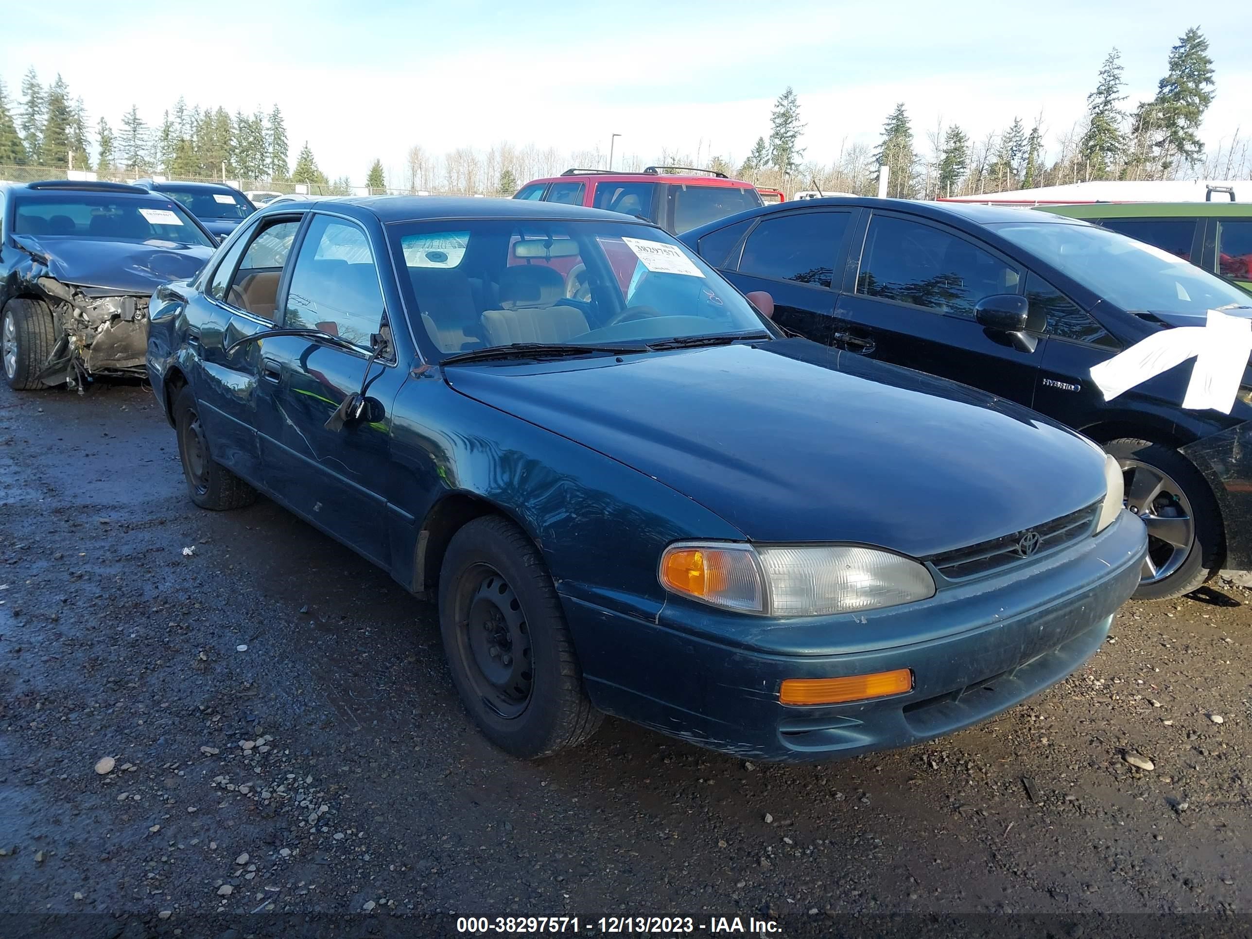 TOYOTA CAMRY 1996 jt2bg12kxt0405949