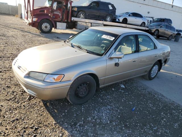 TOYOTA CAMRY 1998 jt2bg22k0w0172805