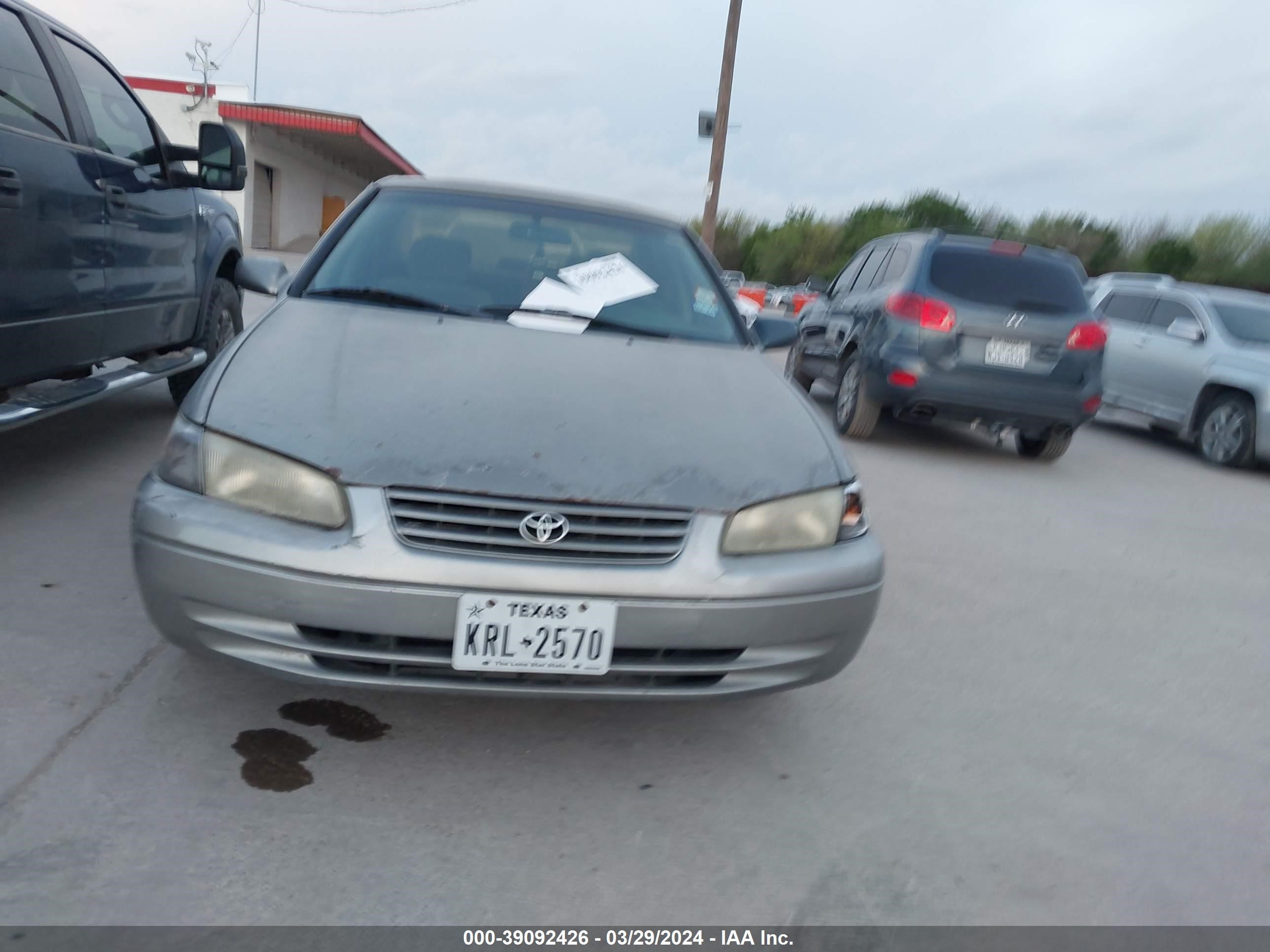 TOYOTA CAMRY 1998 jt2bg22k0w0247423