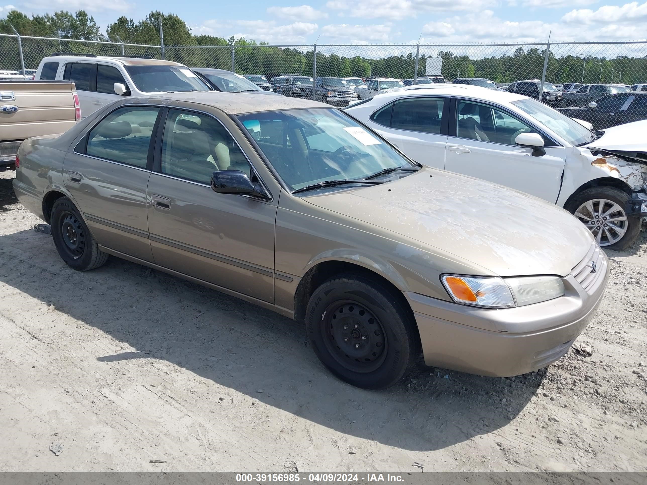 TOYOTA CAMRY 1999 jt2bg22k0x0289382