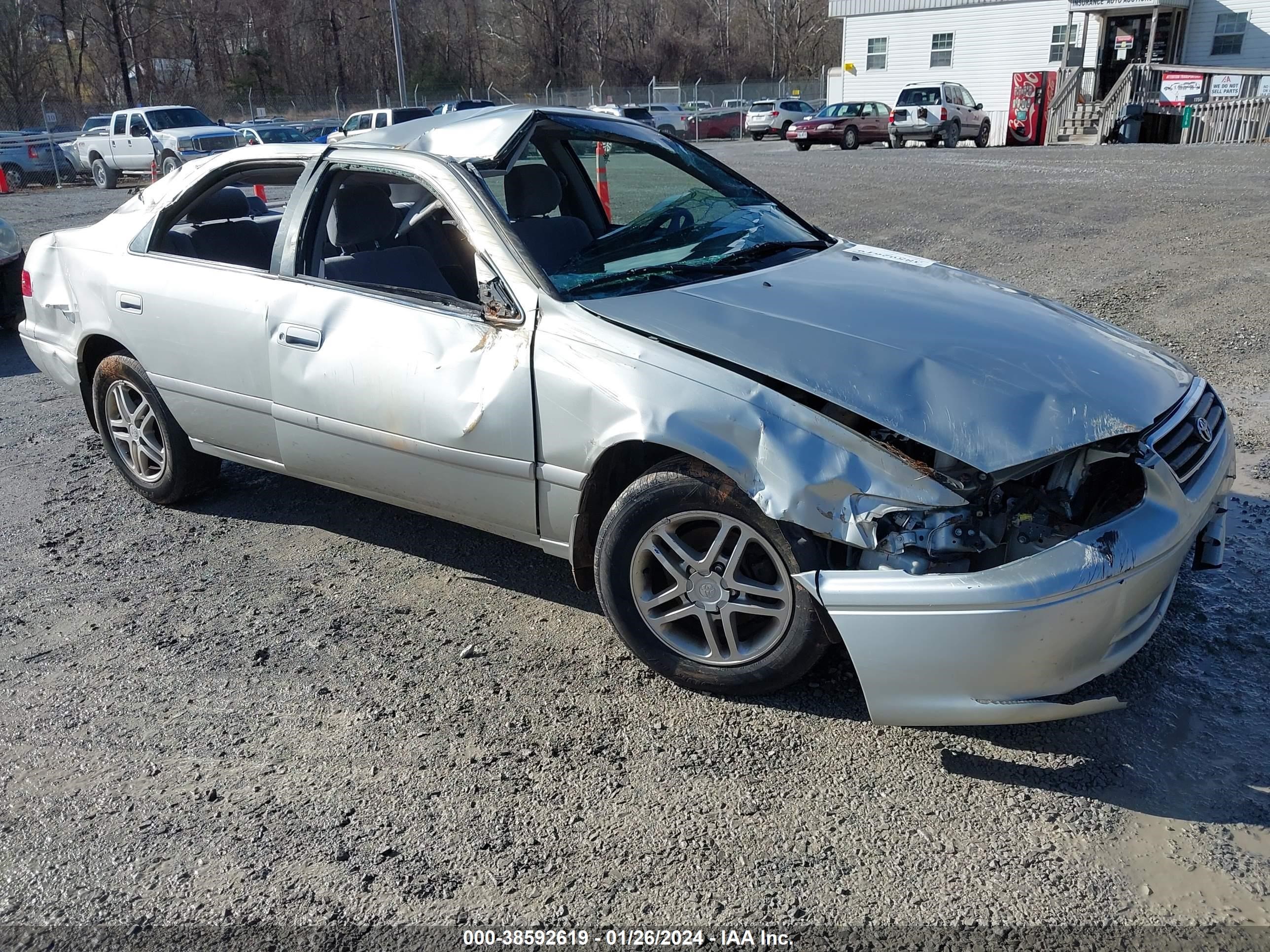 TOYOTA CAMRY 2001 jt2bg22k110595658