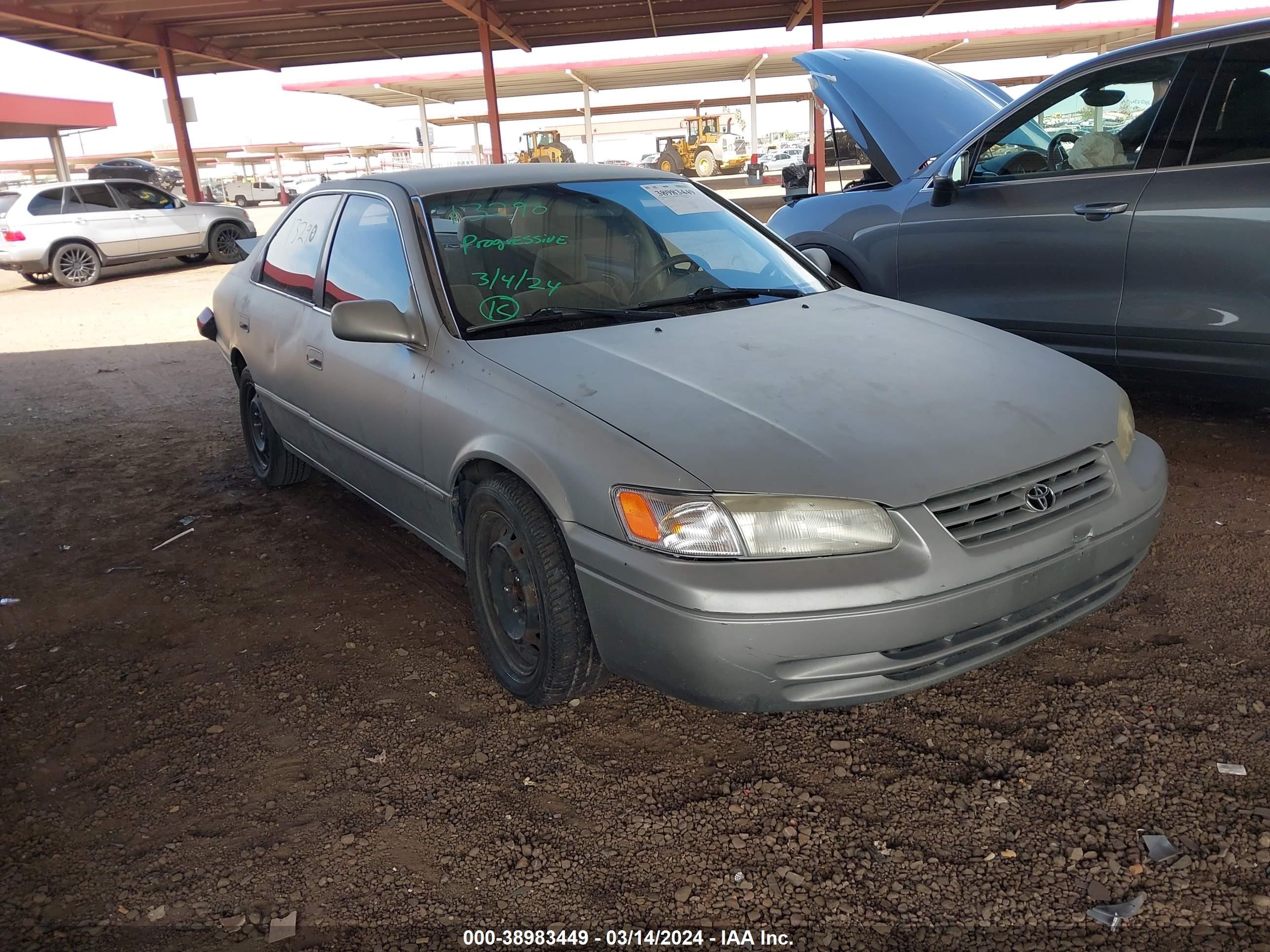 TOYOTA CAMRY 1997 jt2bg22k2v0013282