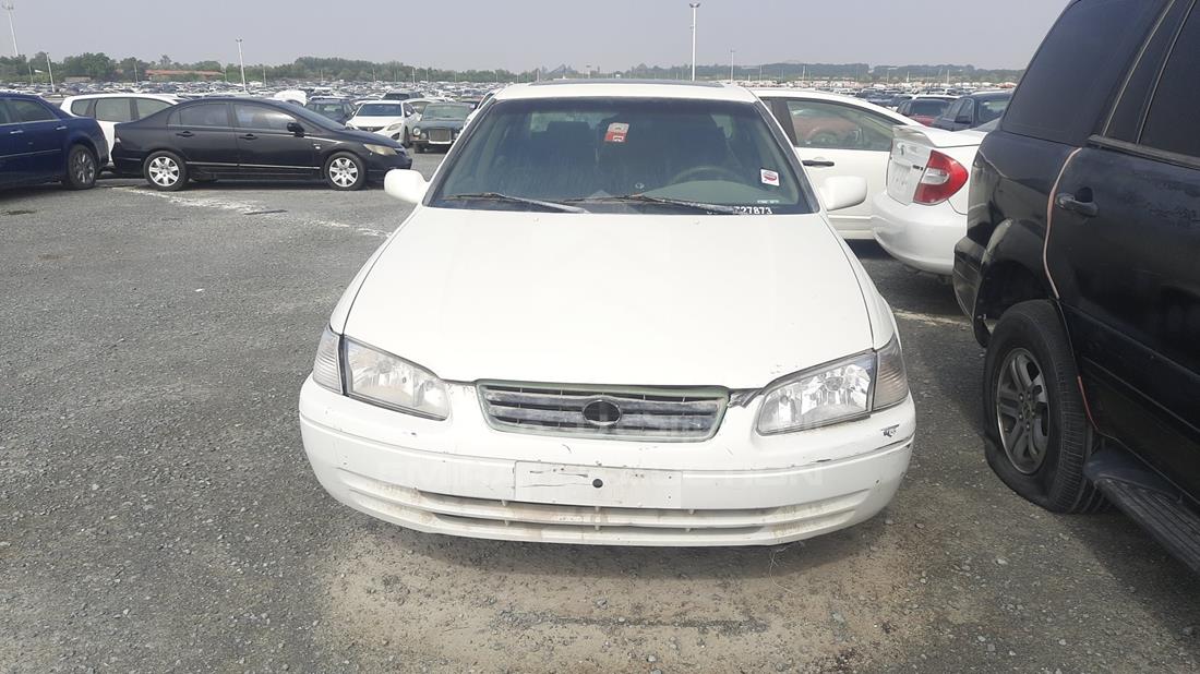 TOYOTA CAMRY 1999 jt2bg22k2x0372005