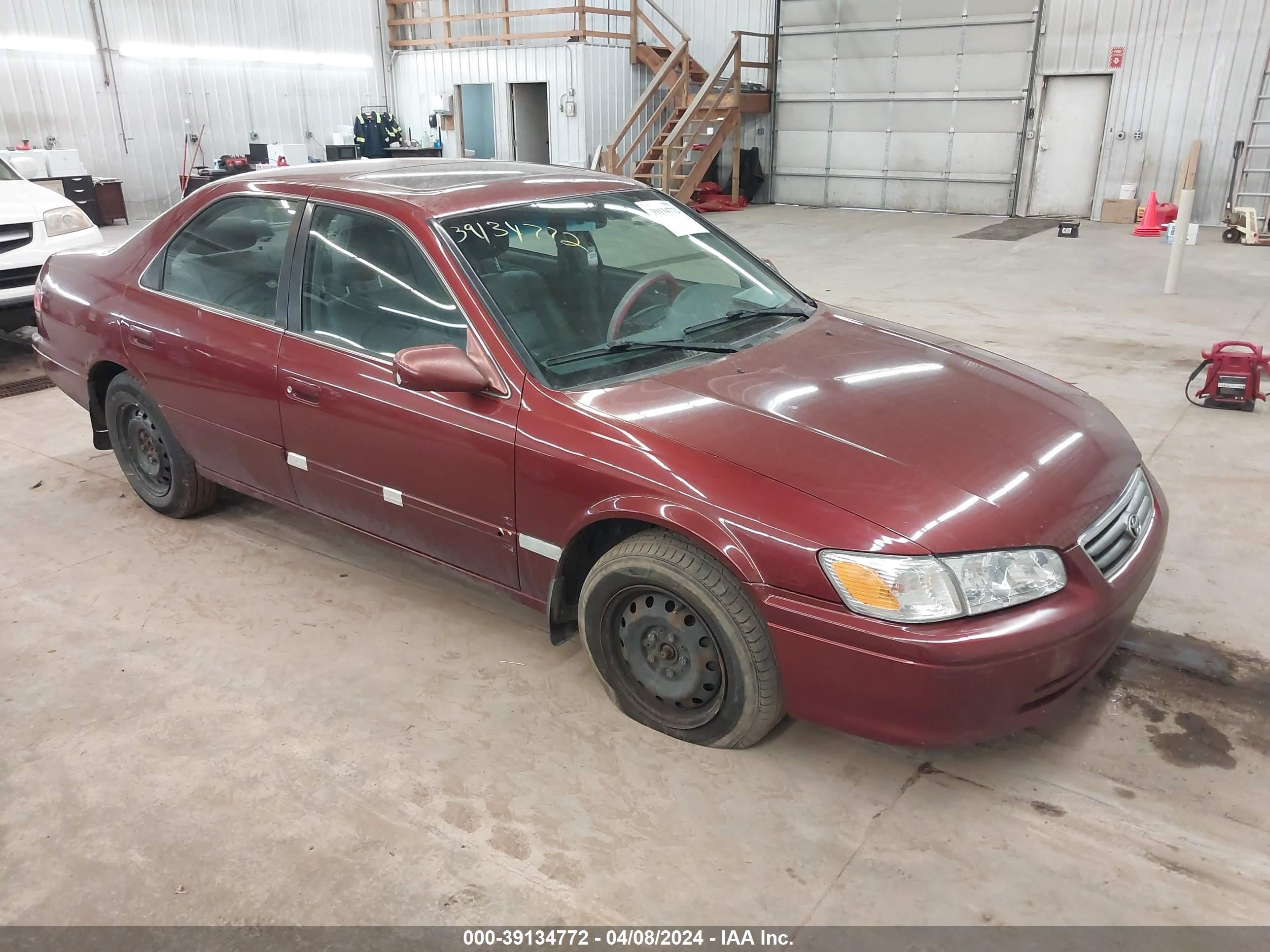 TOYOTA CAMRY 2000 jt2bg22k2y0401424