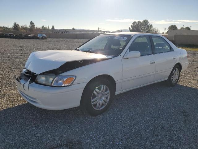 TOYOTA CAMRY 2000 jt2bg22k2y0529758