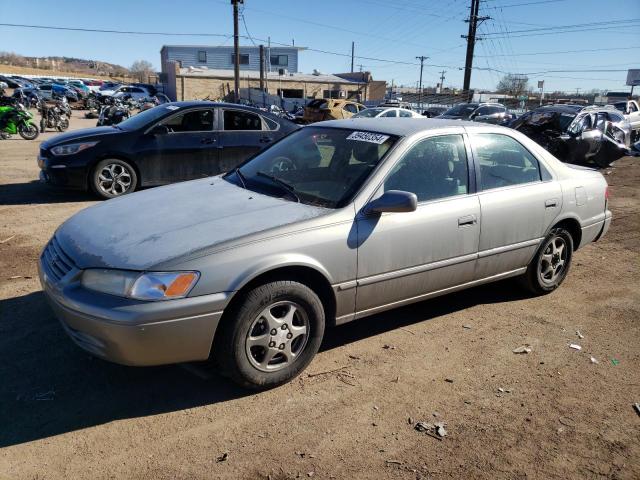 TOYOTA CAMRY 1999 jt2bg22k3x0308989