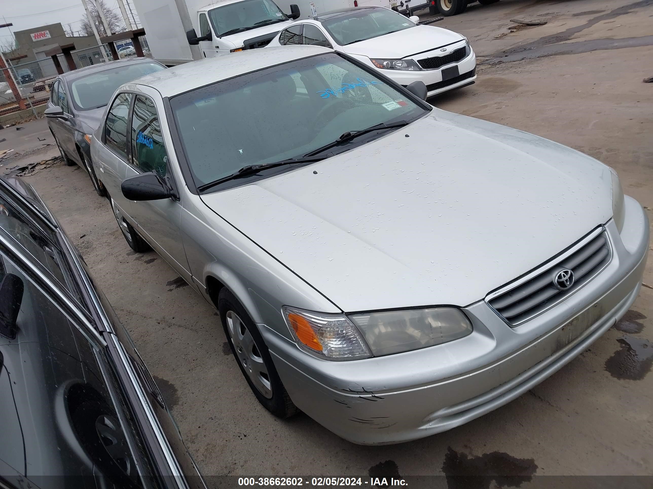 TOYOTA CAMRY 2000 jt2bg22k3y0451183