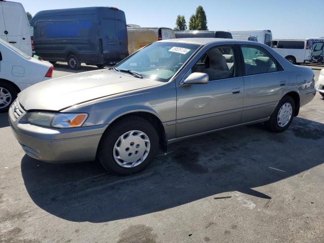 TOYOTA CAMRY CE 1998 jt2bg22k4w0112803