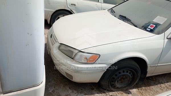 TOYOTA CAMRY 1998 jt2bg22k4w0150032