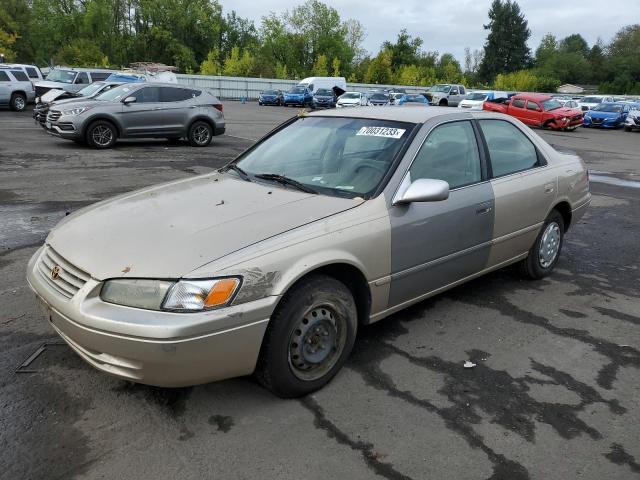 TOYOTA CAMRY 1998 jt2bg22k4w0208480