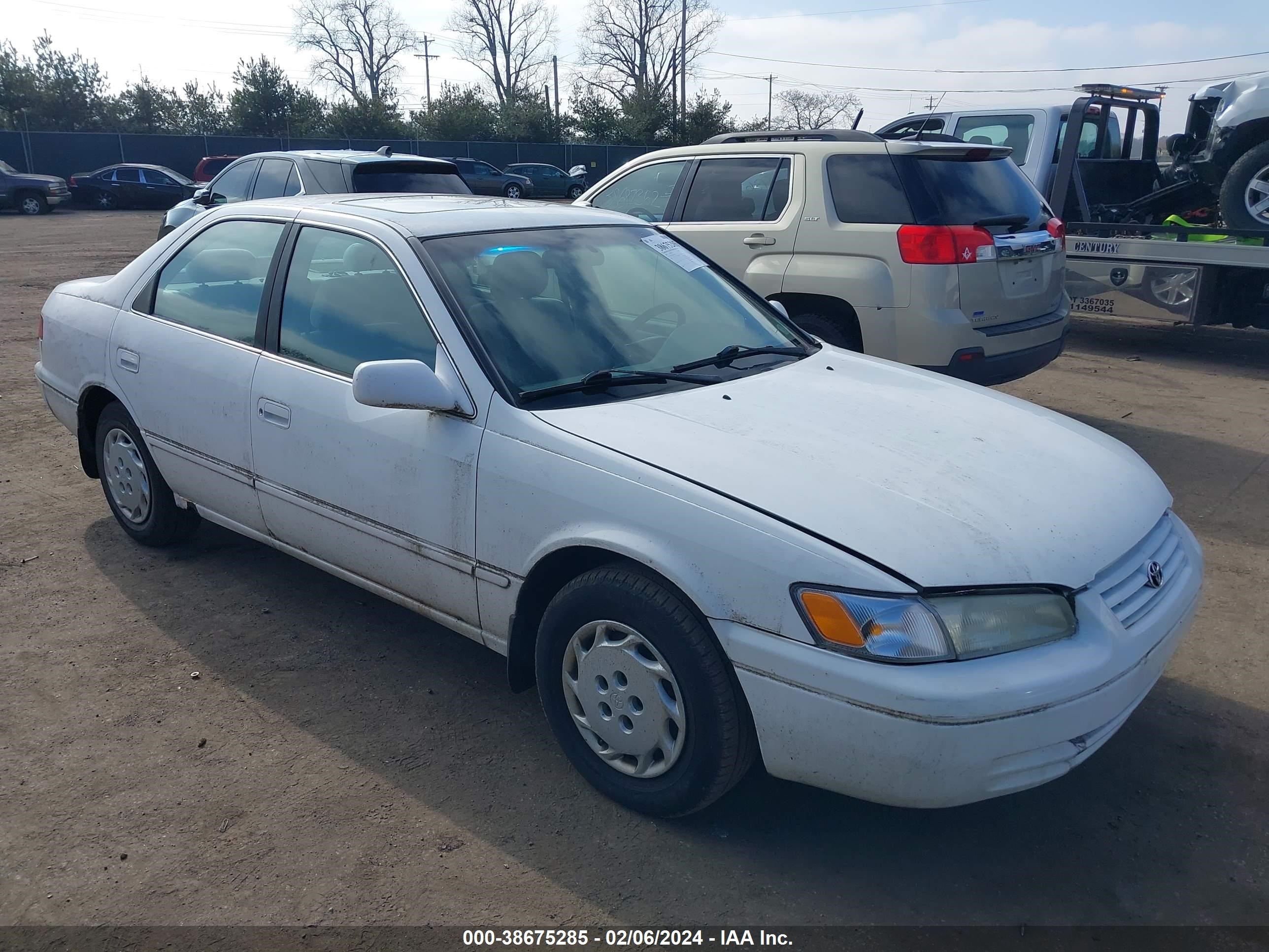 TOYOTA CAMRY 1999 jt2bg22k4x0375780