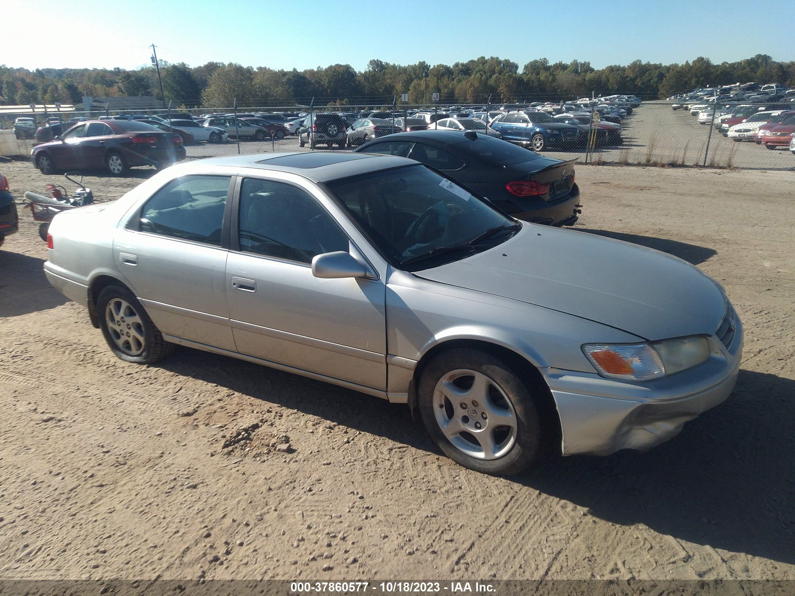 TOYOTA CAMRY 2000 jt2bg22k4y0392371