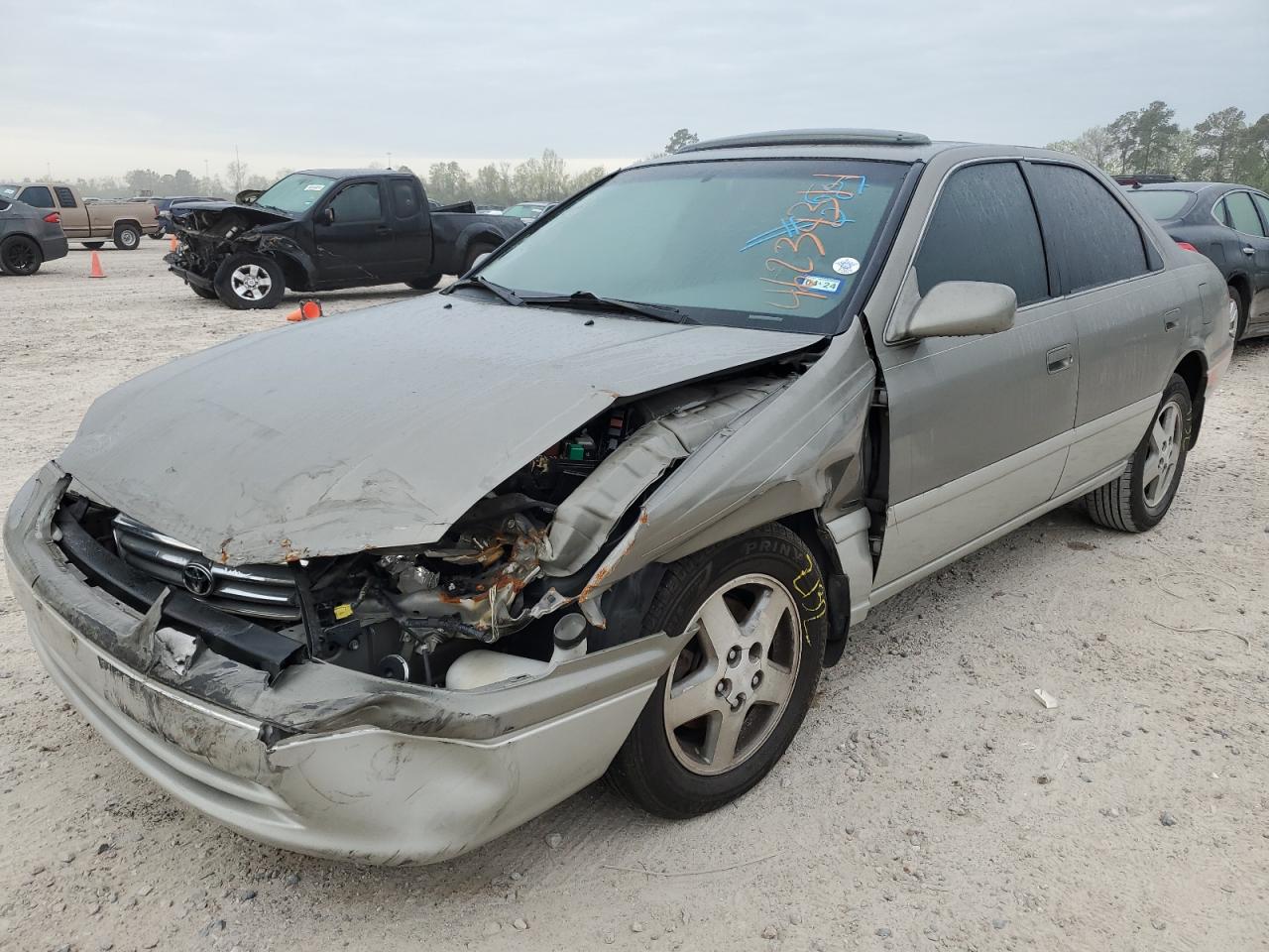 TOYOTA CAMRY 2001 jt2bg22k510576935