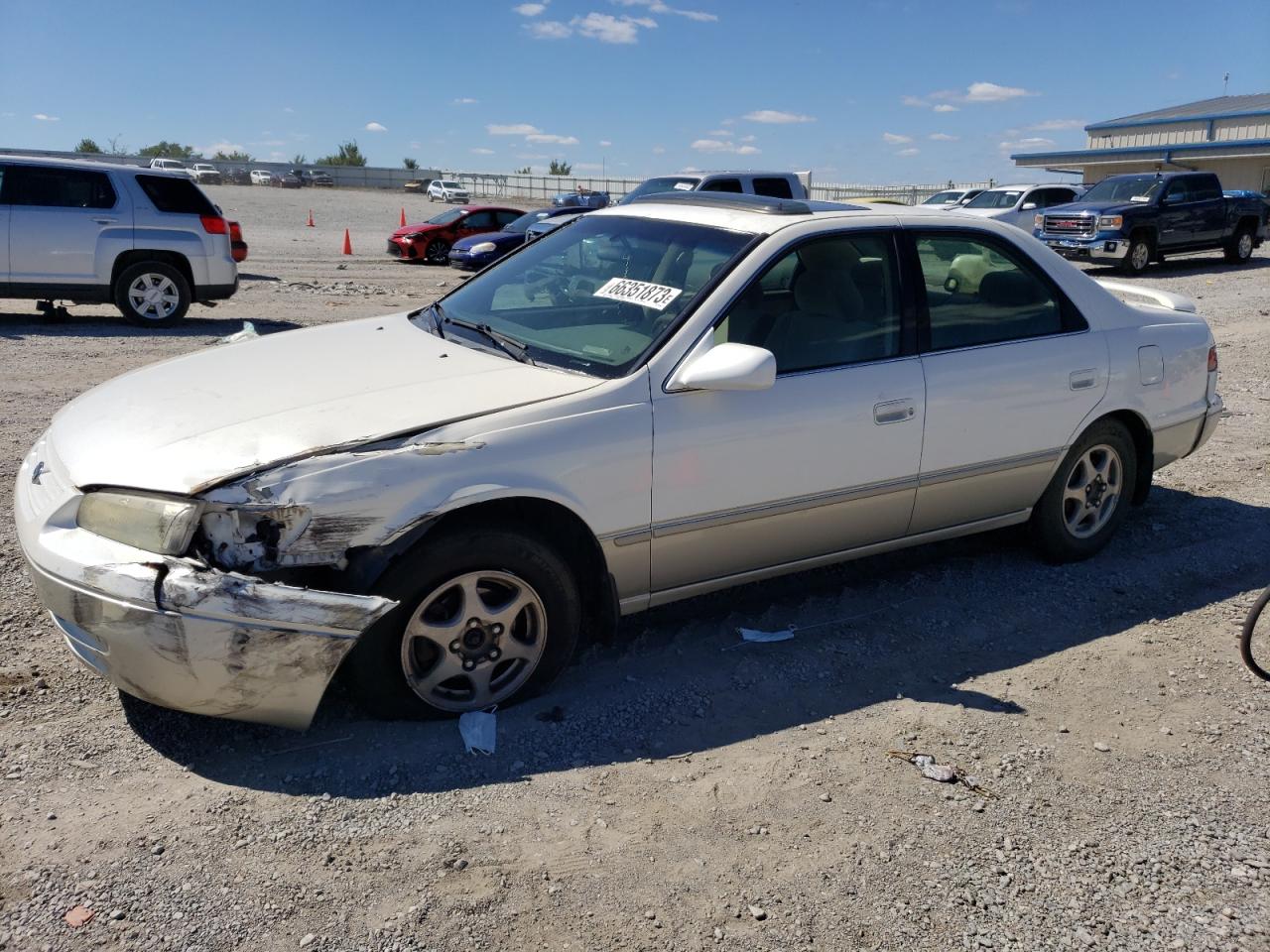 TOYOTA CAMRY 1999 jt2bg22k5x0349348