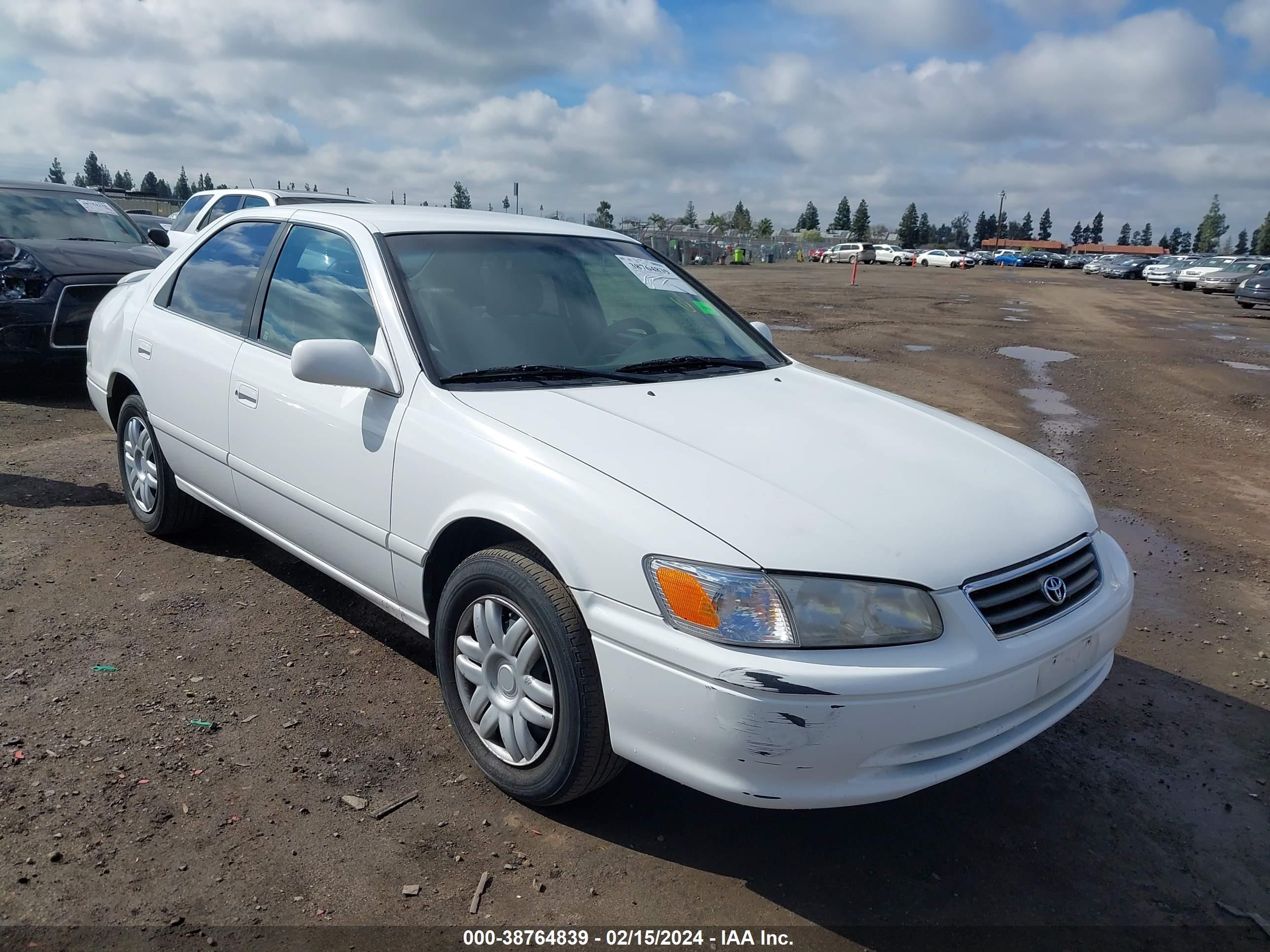 TOYOTA CAMRY 2000 jt2bg22k5y0413809