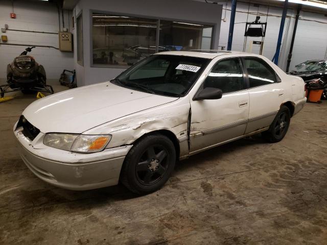 TOYOTA CAMRY 2001 jt2bg22k610545497