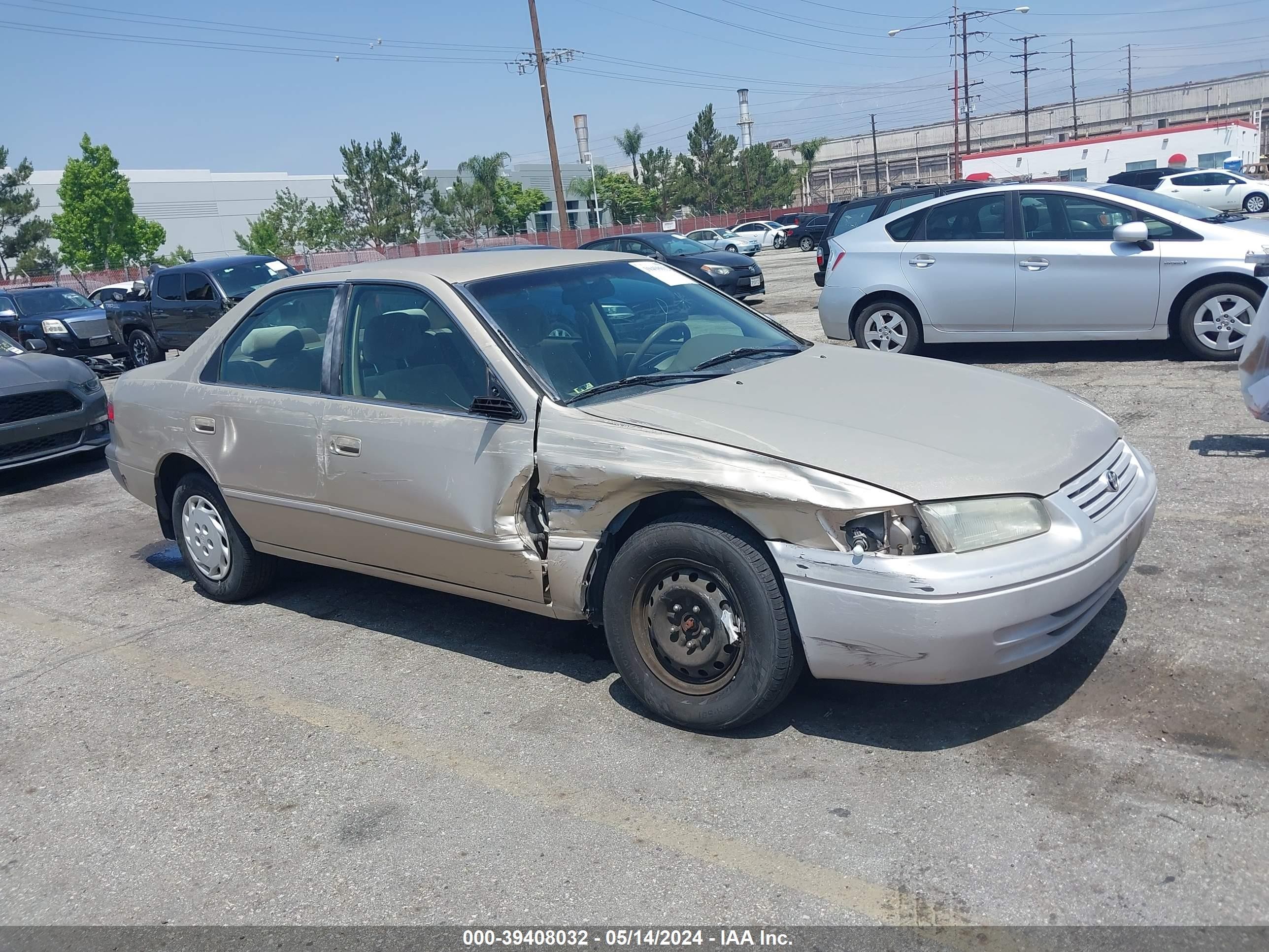 TOYOTA CAMRY 1997 jt2bg22k6v0018999