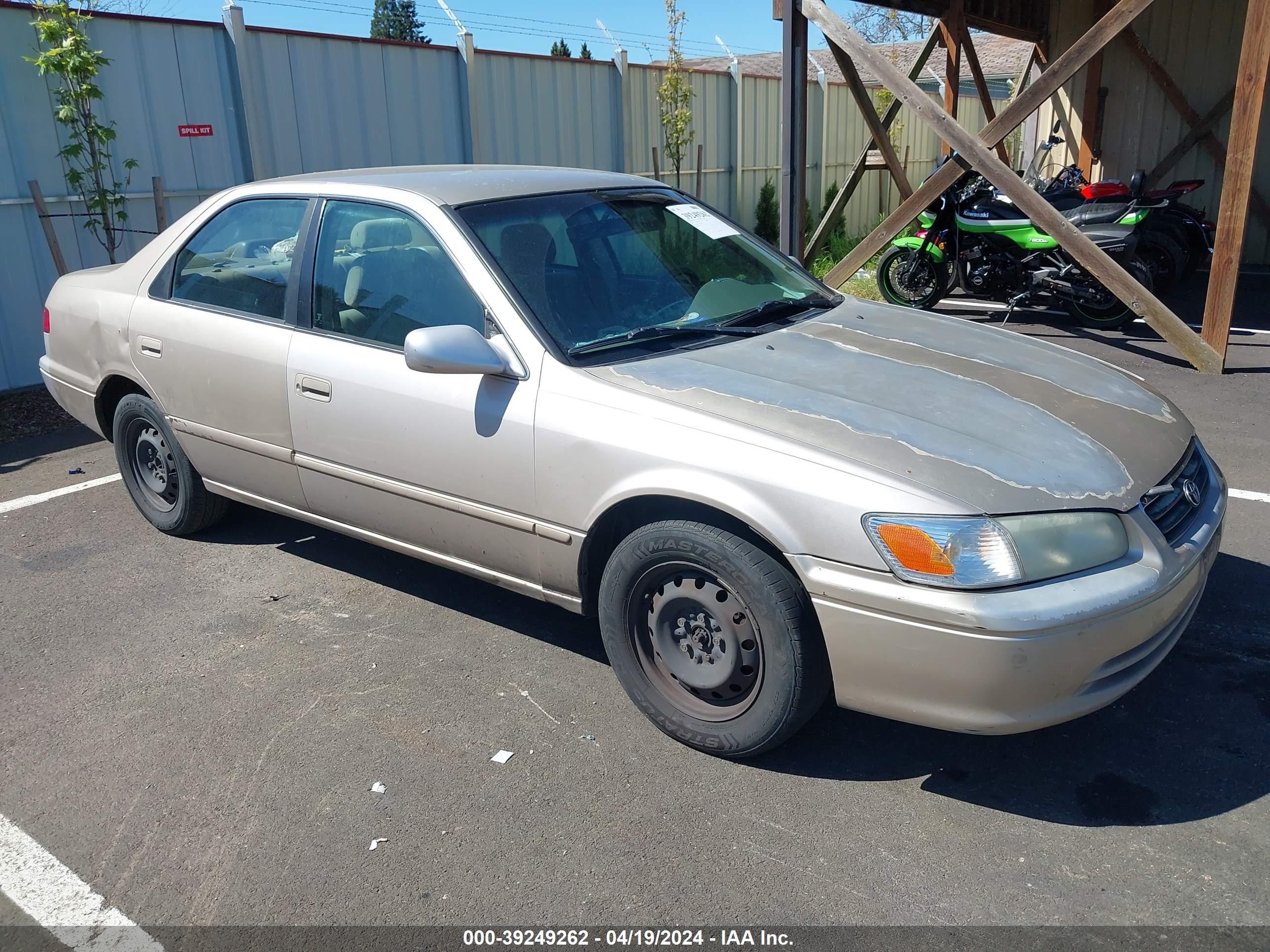 TOYOTA CAMRY 2000 jt2bg22k6y0398009