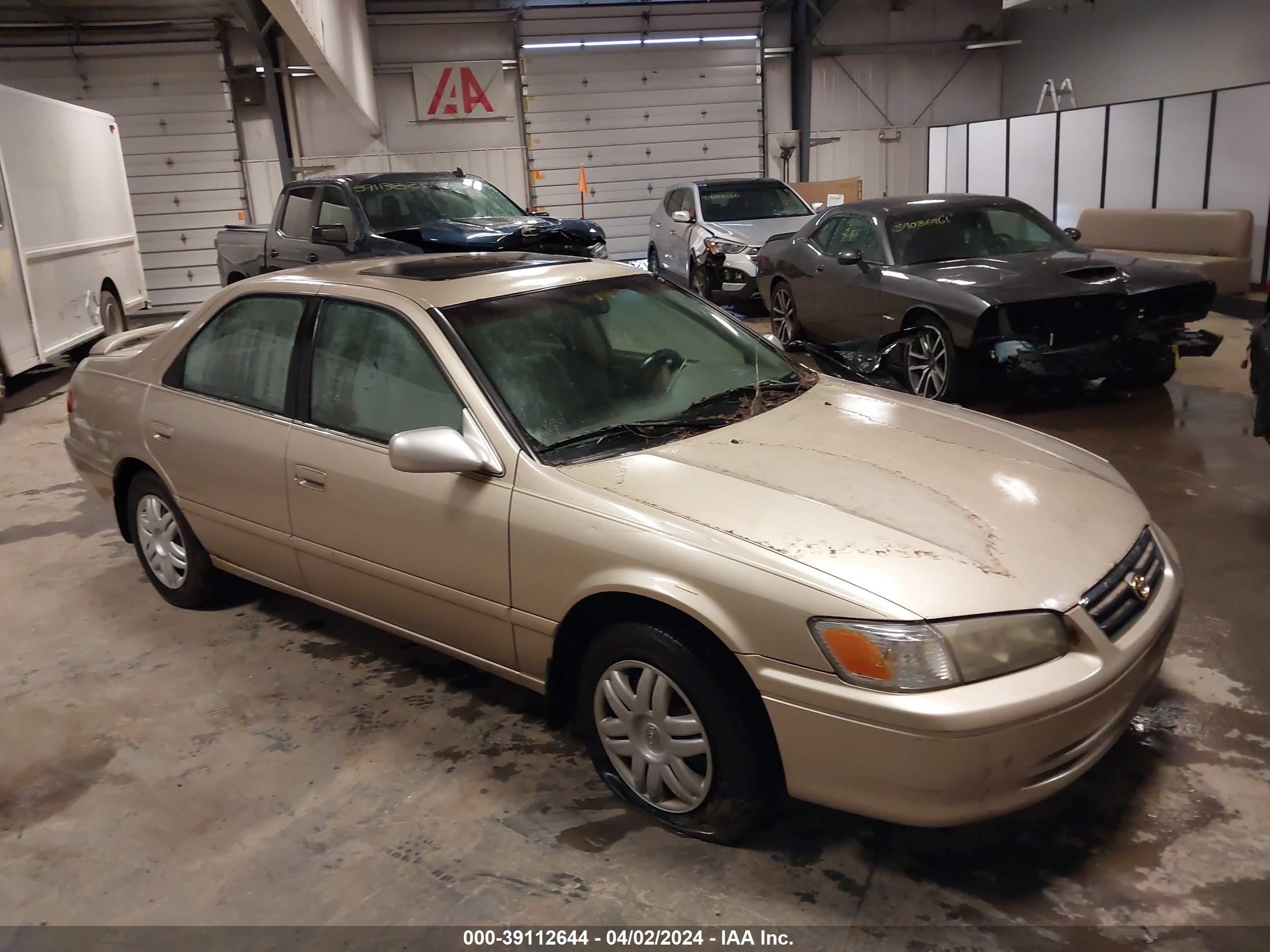 TOYOTA CAMRY 2000 jt2bg22k6y0407758