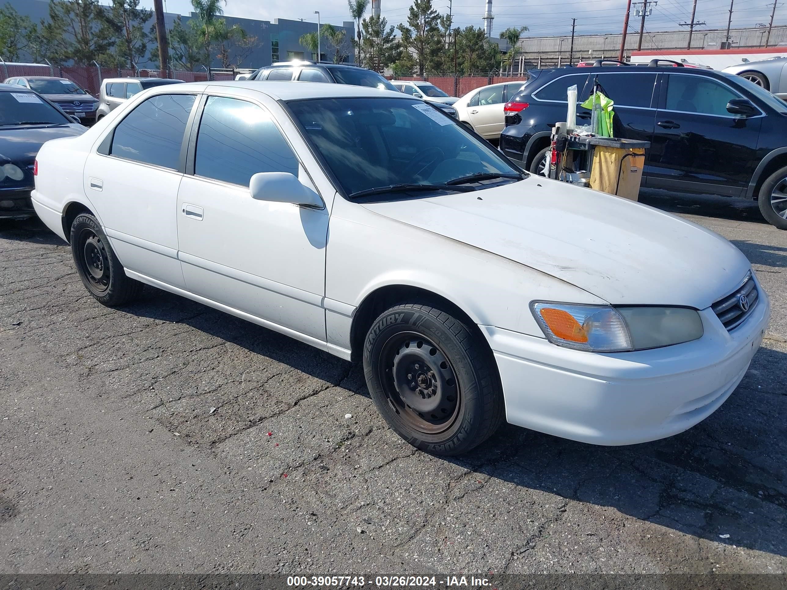 TOYOTA CAMRY 2000 jt2bg22k6y0488843