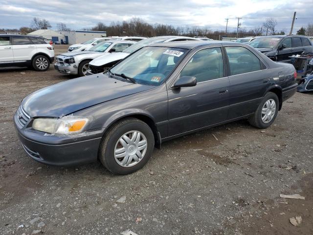 TOYOTA CAMRY 2000 jt2bg22k6y0512025