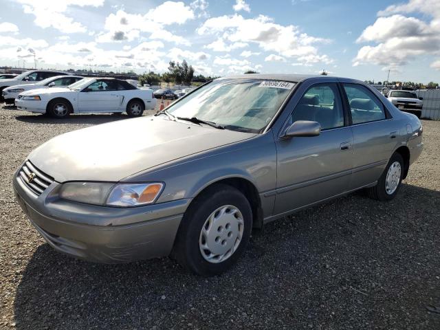 TOYOTA CAMRY 1998 jt2bg22k7w0166693