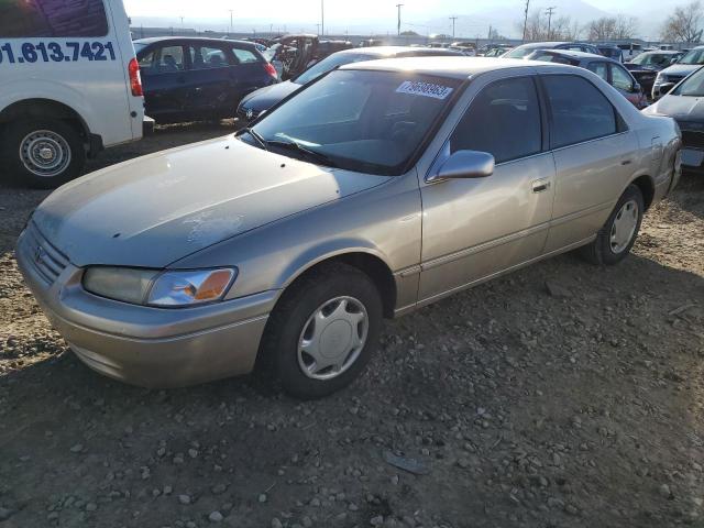 TOYOTA CAMRY 1998 jt2bg22k7w0222244