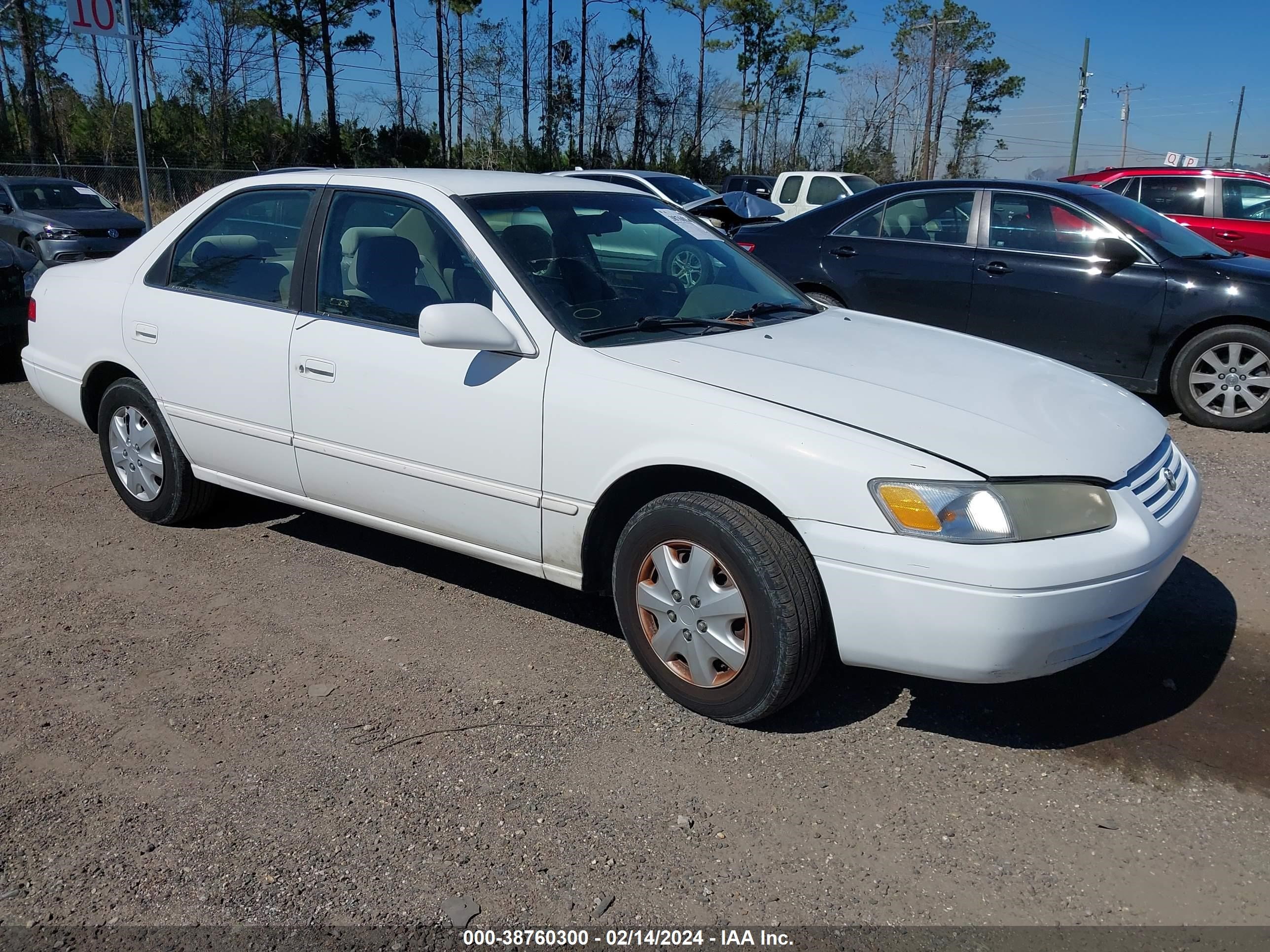 TOYOTA CAMRY 1999 jt2bg22k7x0274510